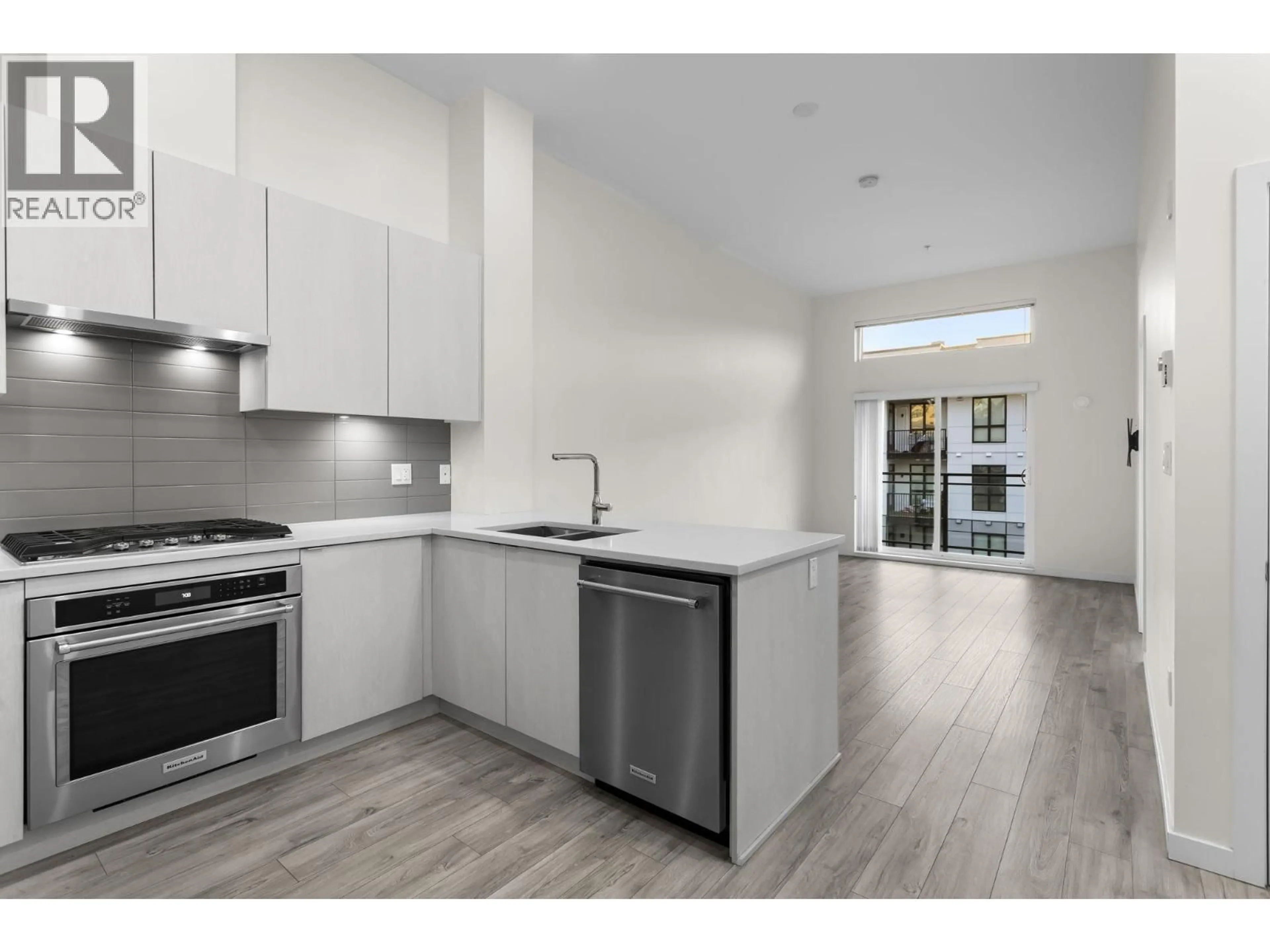 Open concept kitchen, unknown for 605 - 621 REGAN AVENUE, Coquitlam British Columbia V3J0K1