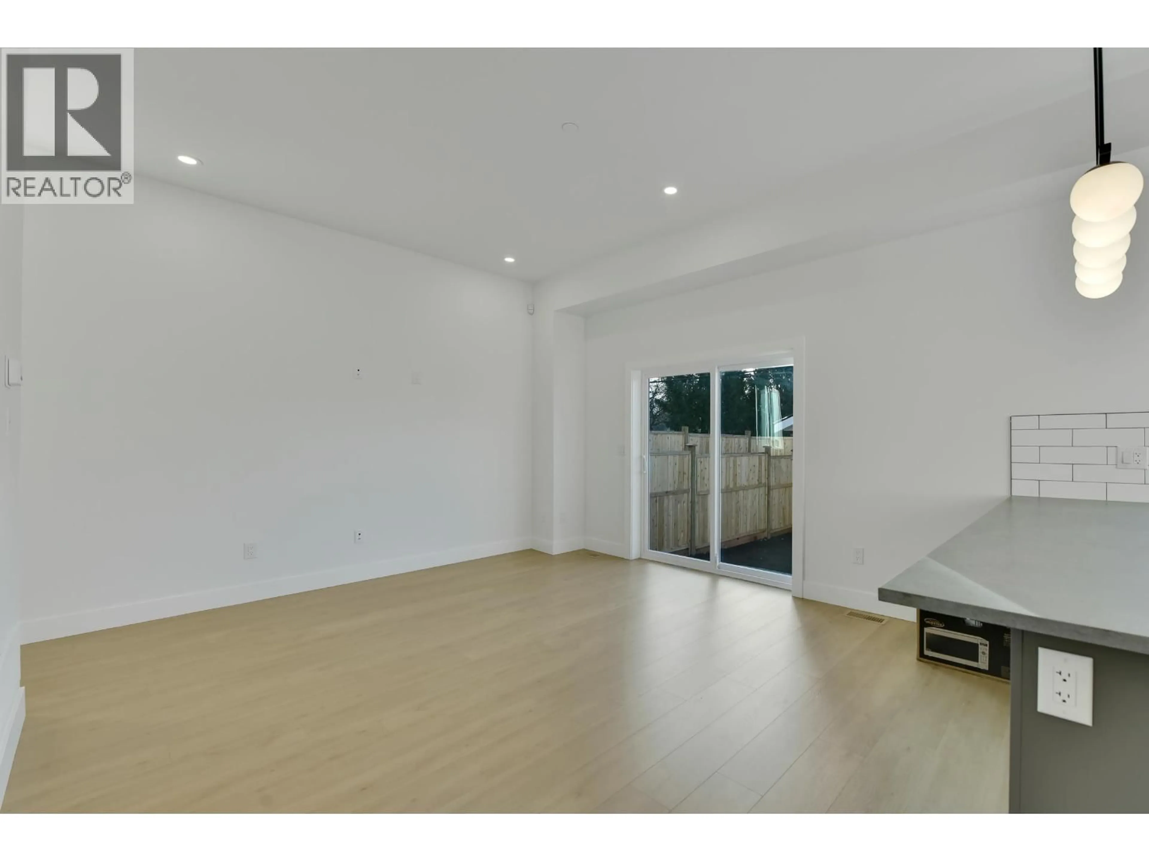 Unknown for 1 - 1436 1ST AVENUE, Vancouver British Columbia V5N1A3