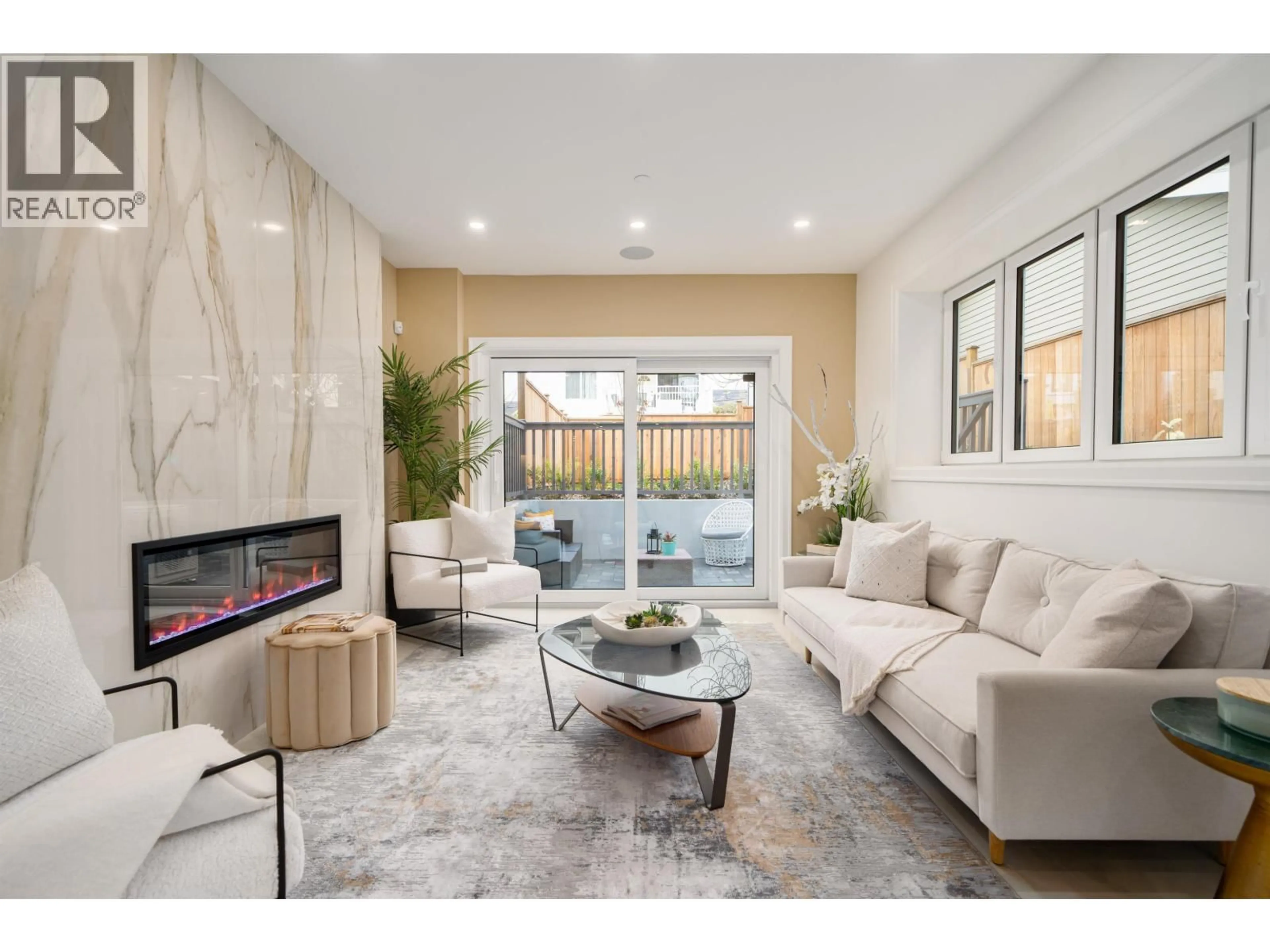 Living room with furniture, ceramic/tile floor for 2523 8TH AVENUE, Vancouver British Columbia V6K2B3