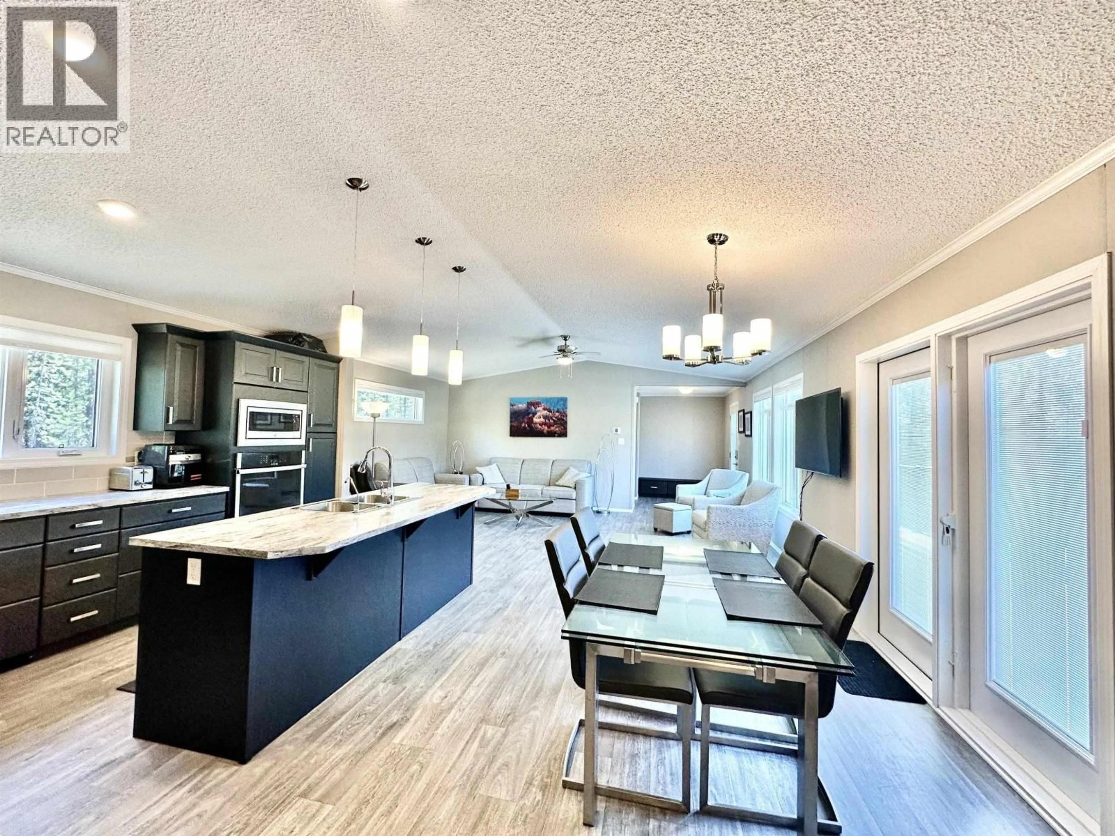 Open concept kitchen, unknown for 11975 BLACKMAN ROAD, Valemount British Columbia V0E2Z0