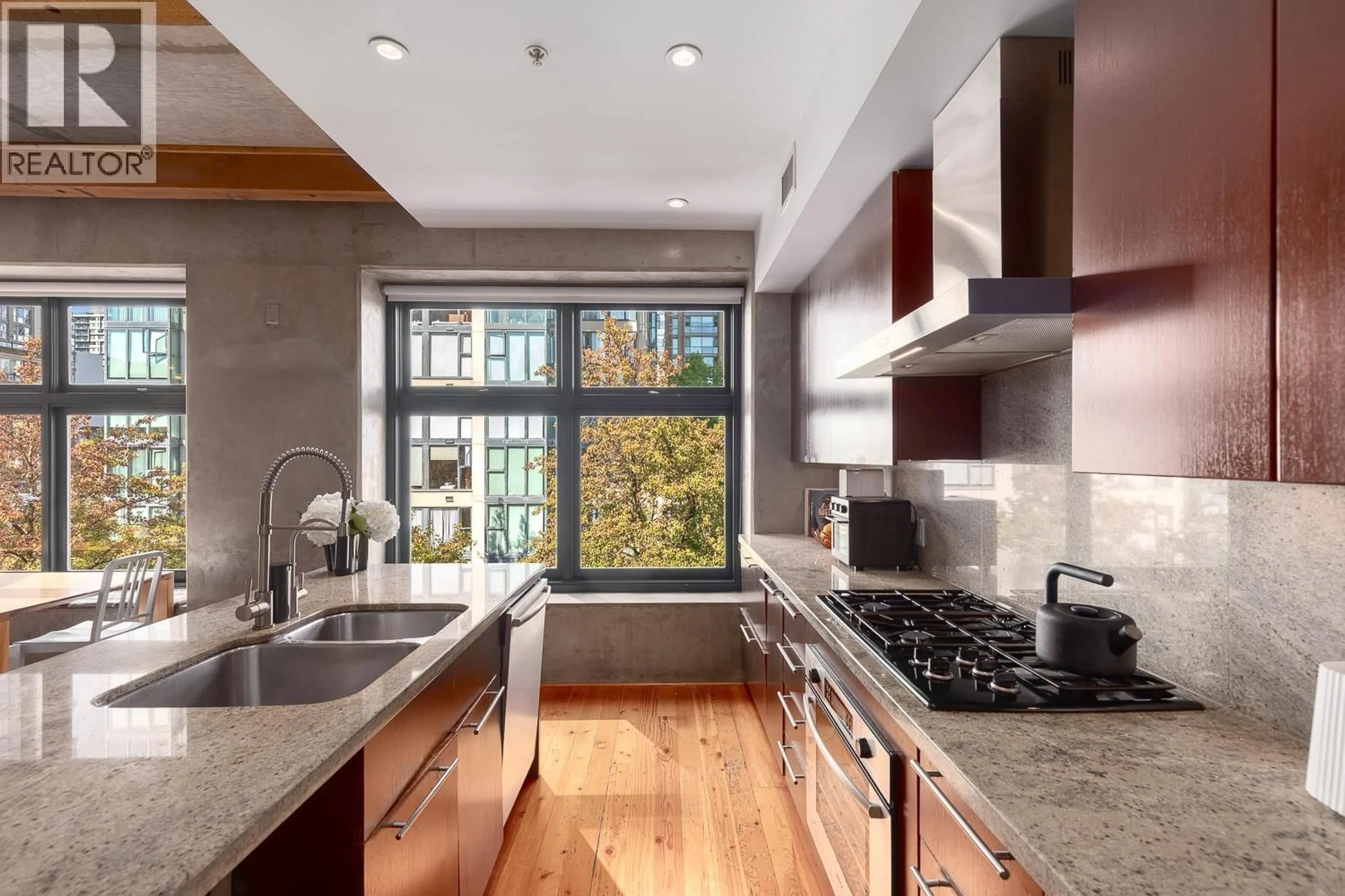 Contemporary kitchen, unknown for 501 - 1180 HOMER STREET, Vancouver British Columbia V6B2X6