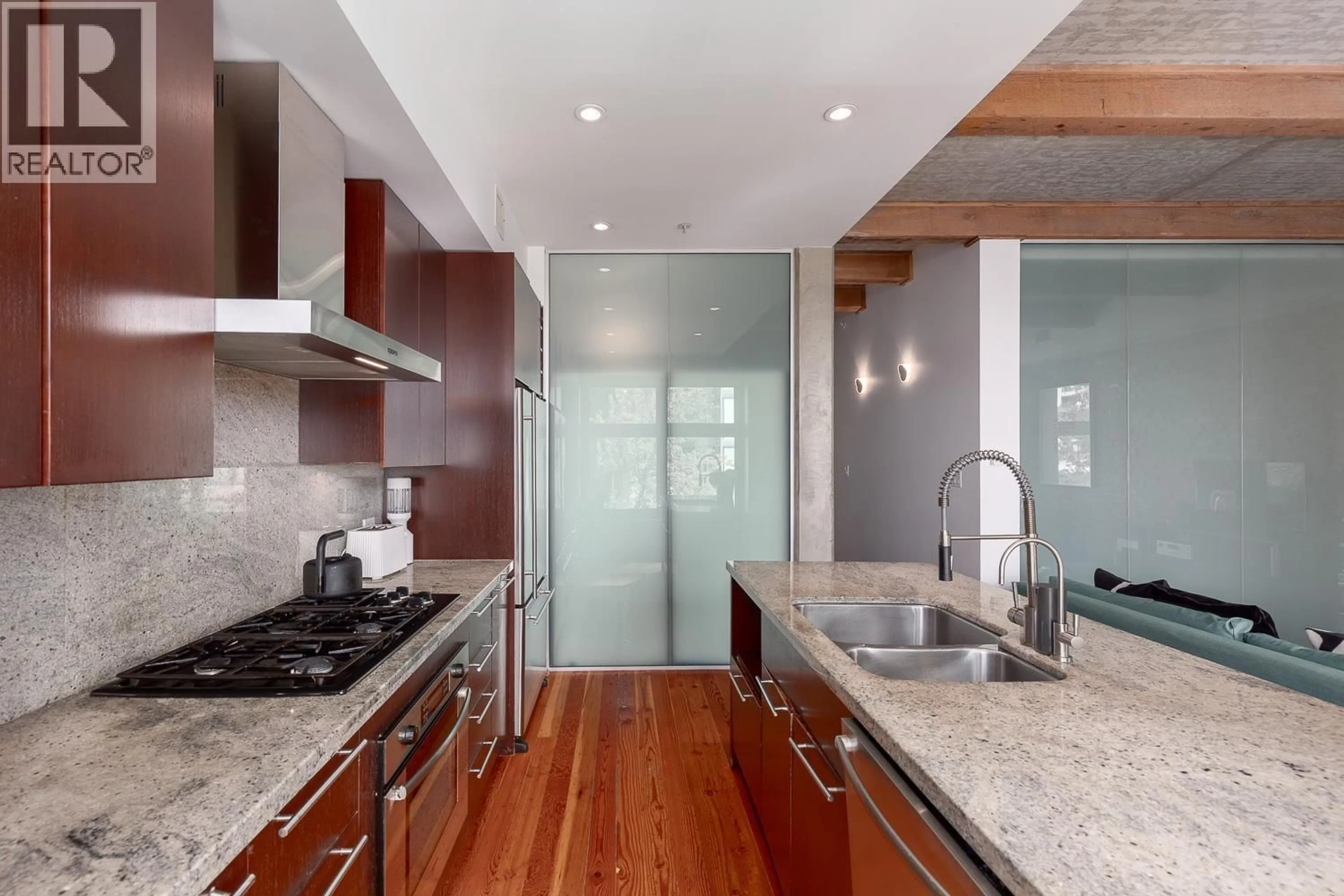 Contemporary kitchen, unknown for 501 - 1180 HOMER STREET, Vancouver British Columbia V6B2X6