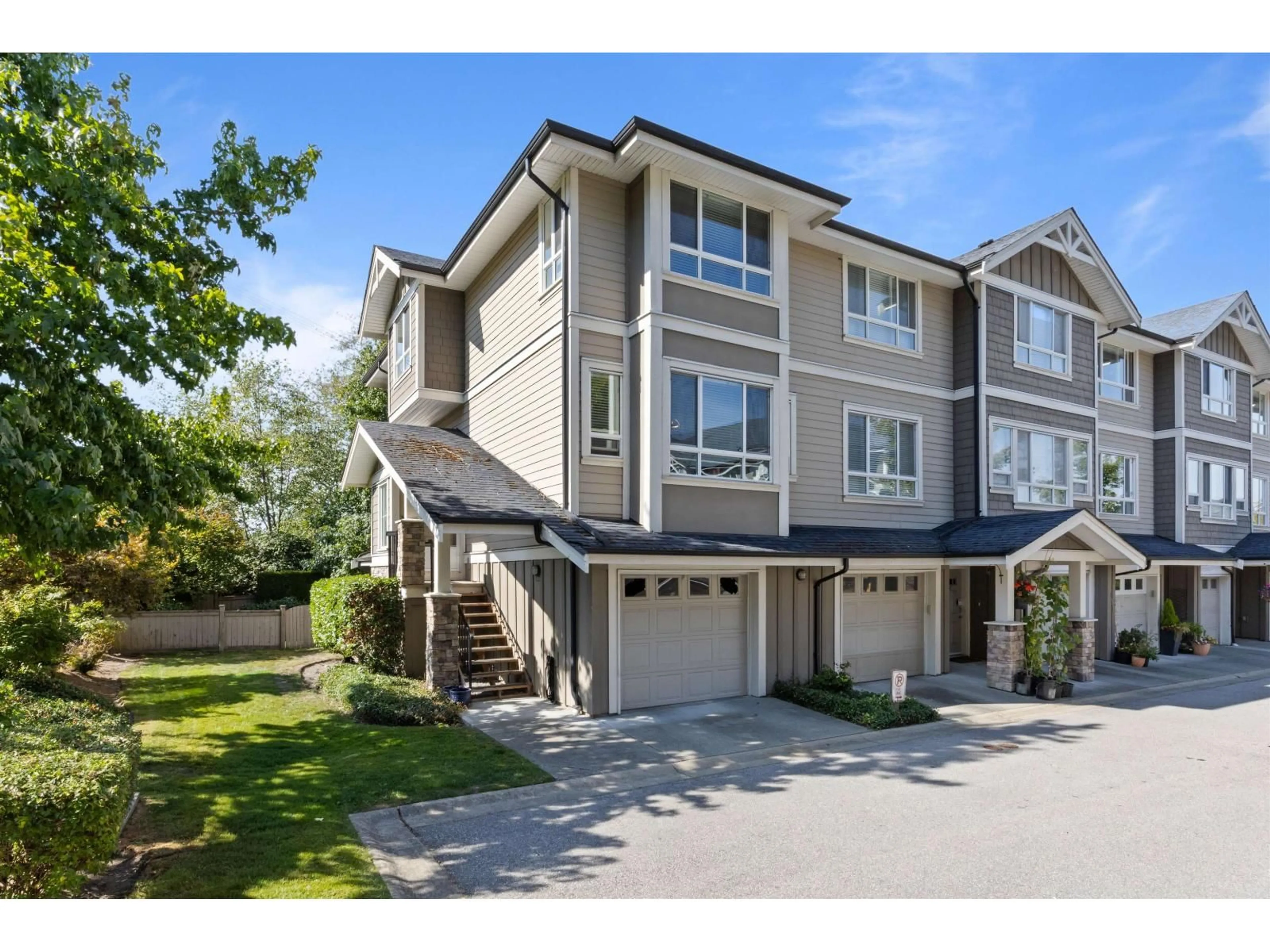 Home with vinyl exterior material, street for 59 - 2955 156, Surrey British Columbia V3S2W8