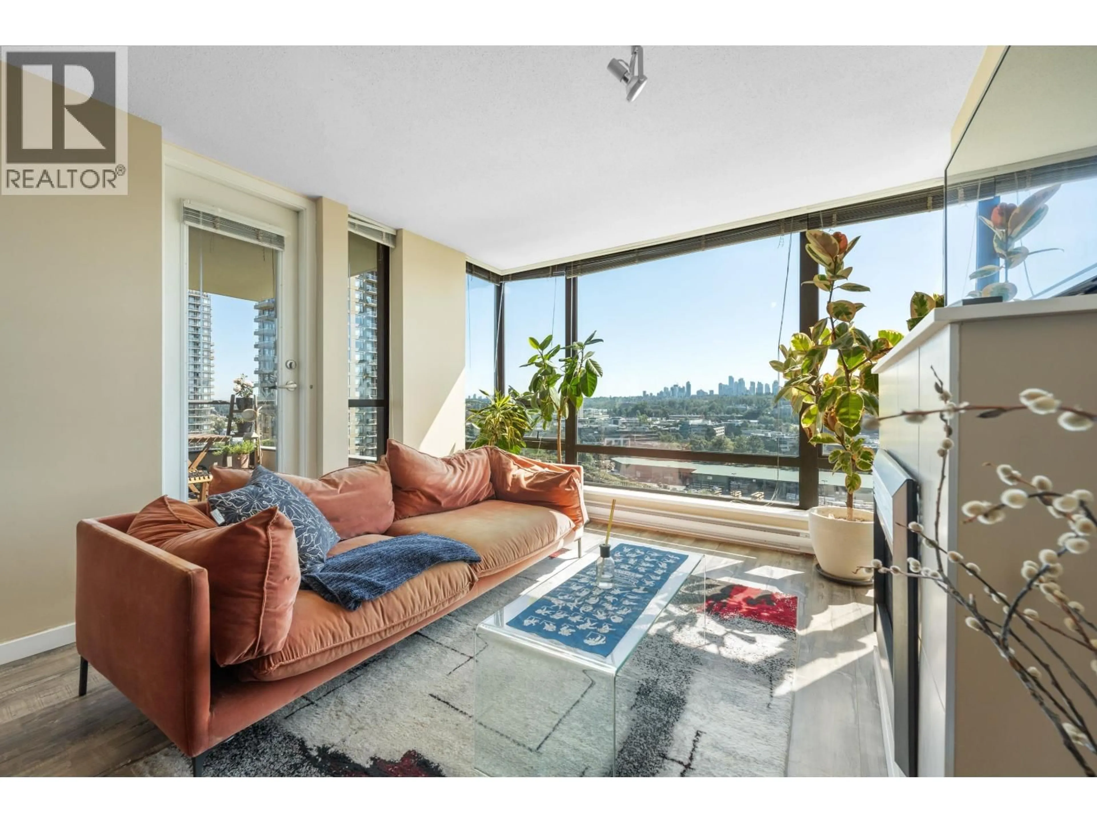 Living room with furniture, unknown for 1806 - 4178 DAWSON STREET, Burnaby British Columbia V5C0A1