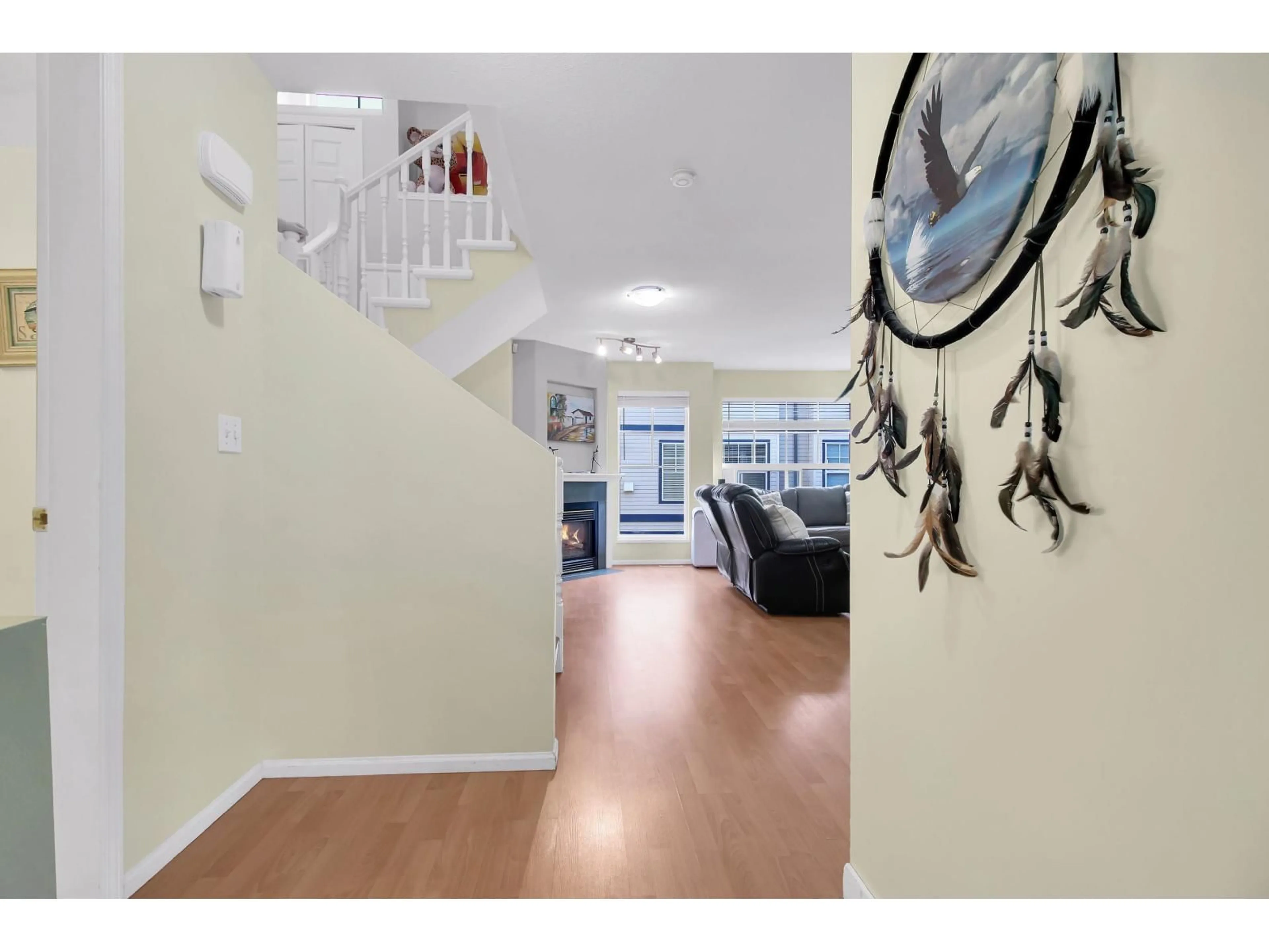 Indoor entryway for 503 - 9118 149, Surrey British Columbia V3R3Z6