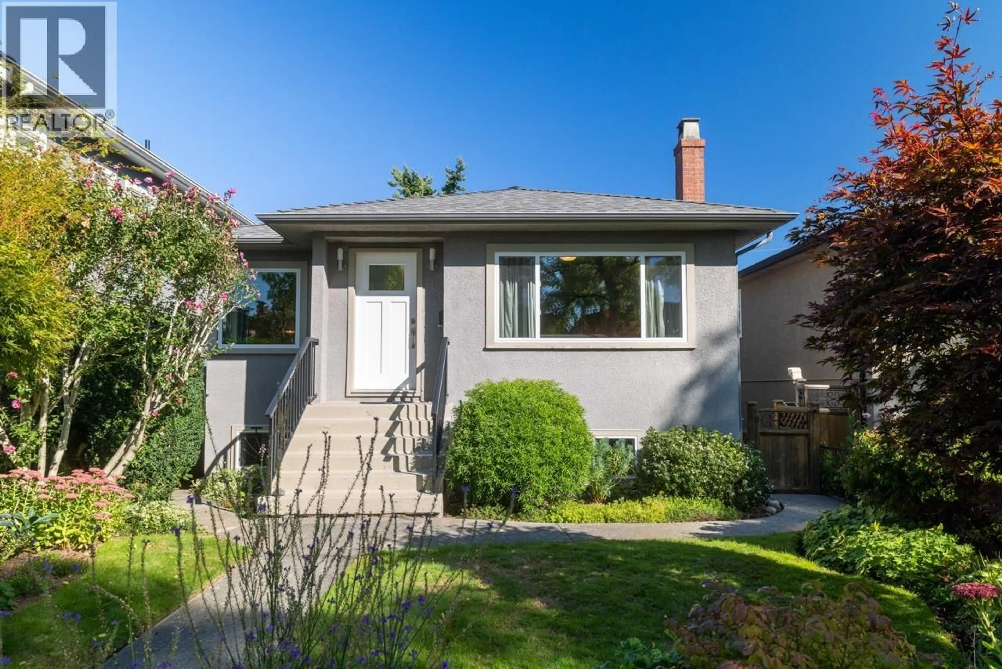 Home with vinyl exterior material, street for 2743 KITCHENER STREET, Vancouver British Columbia V5K3E2