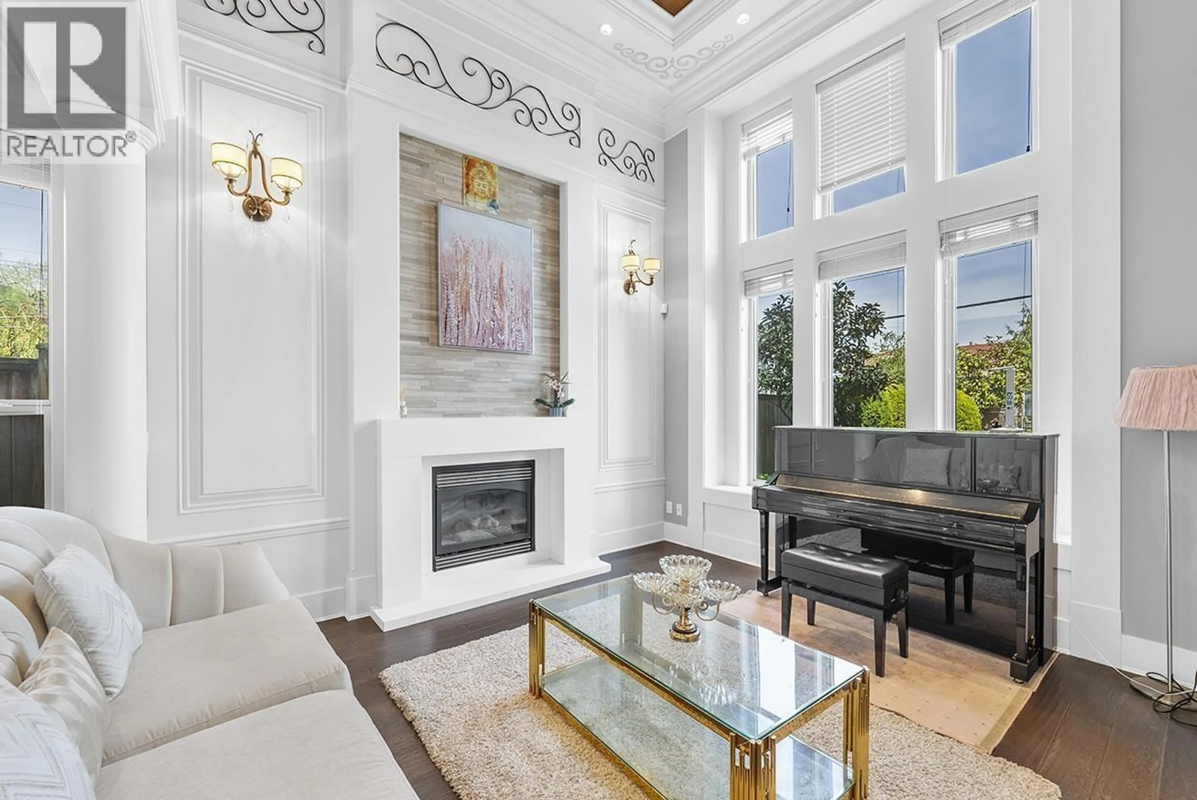 Living room with furniture, ceramic/tile floor for 3388 NEWMORE AVENUE, Richmond British Columbia V7C1M6