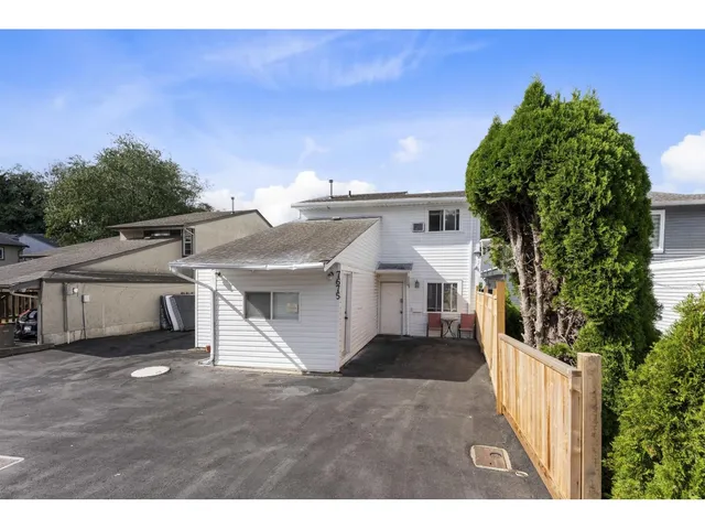 7675 125 STREET, Surrey 2