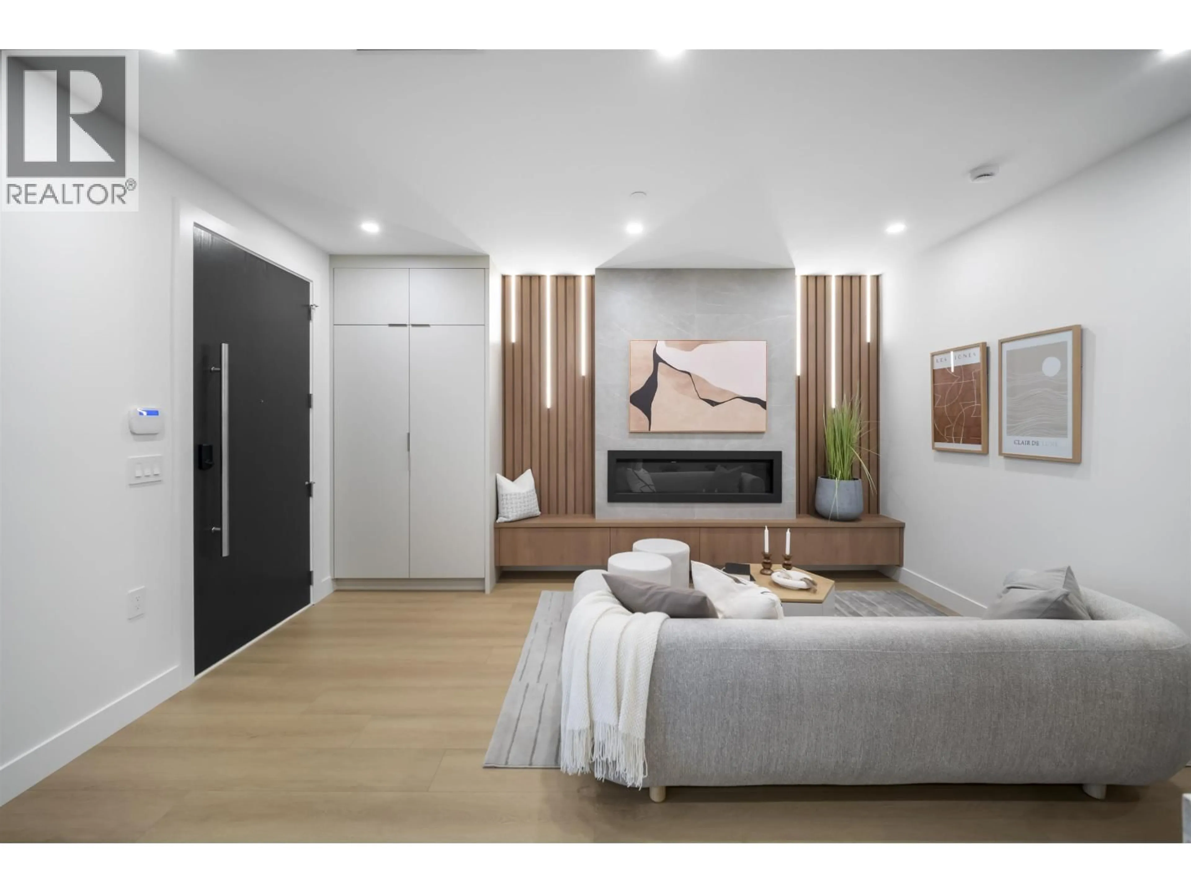 Unknown for 1 - 2386 45TH AVENUE, Vancouver British Columbia V5R1K3