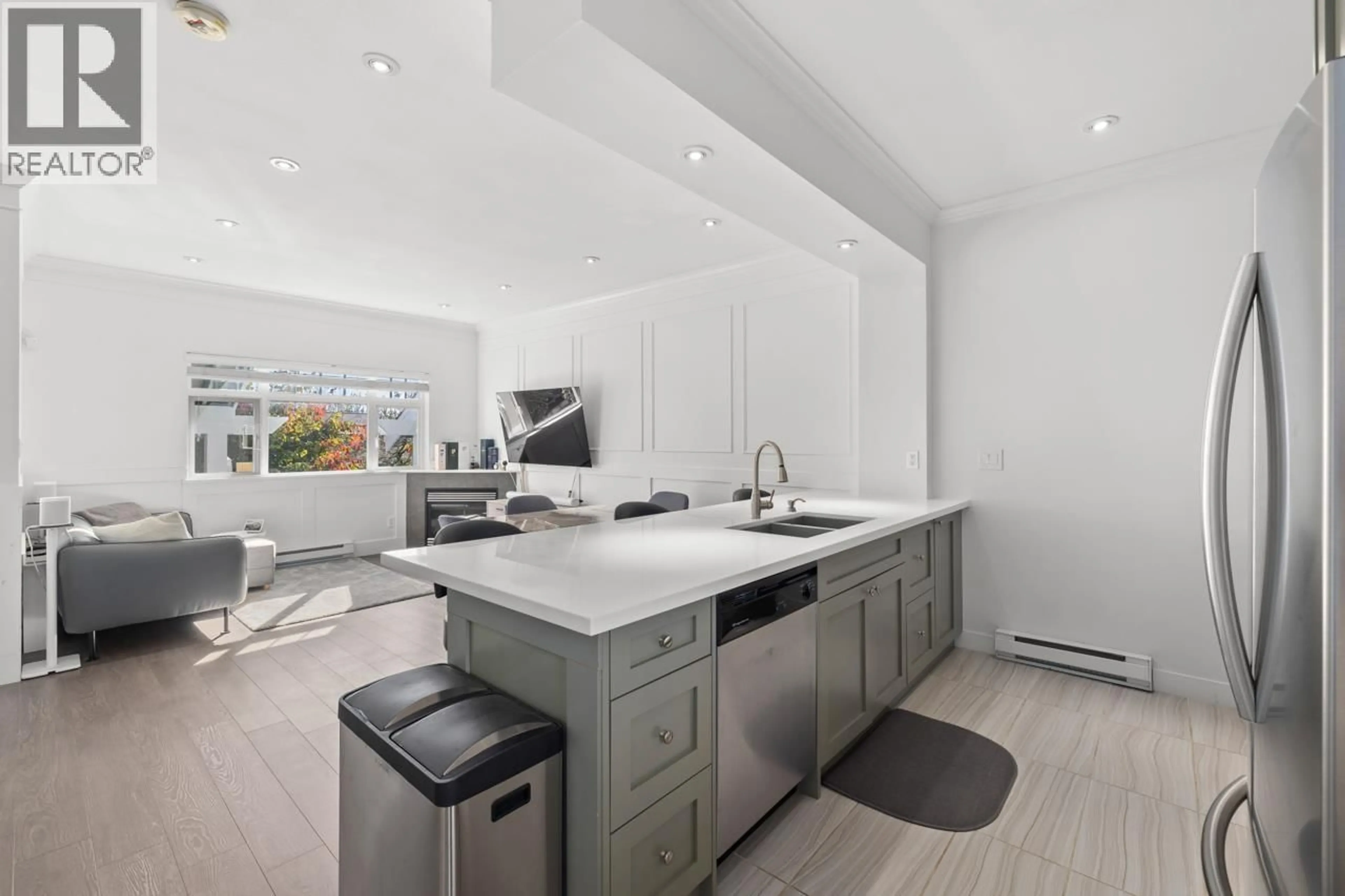 Open concept kitchen, unknown for 3 - 3799 GRANVILLE AVENUE, Richmond British Columbia V7C1C8