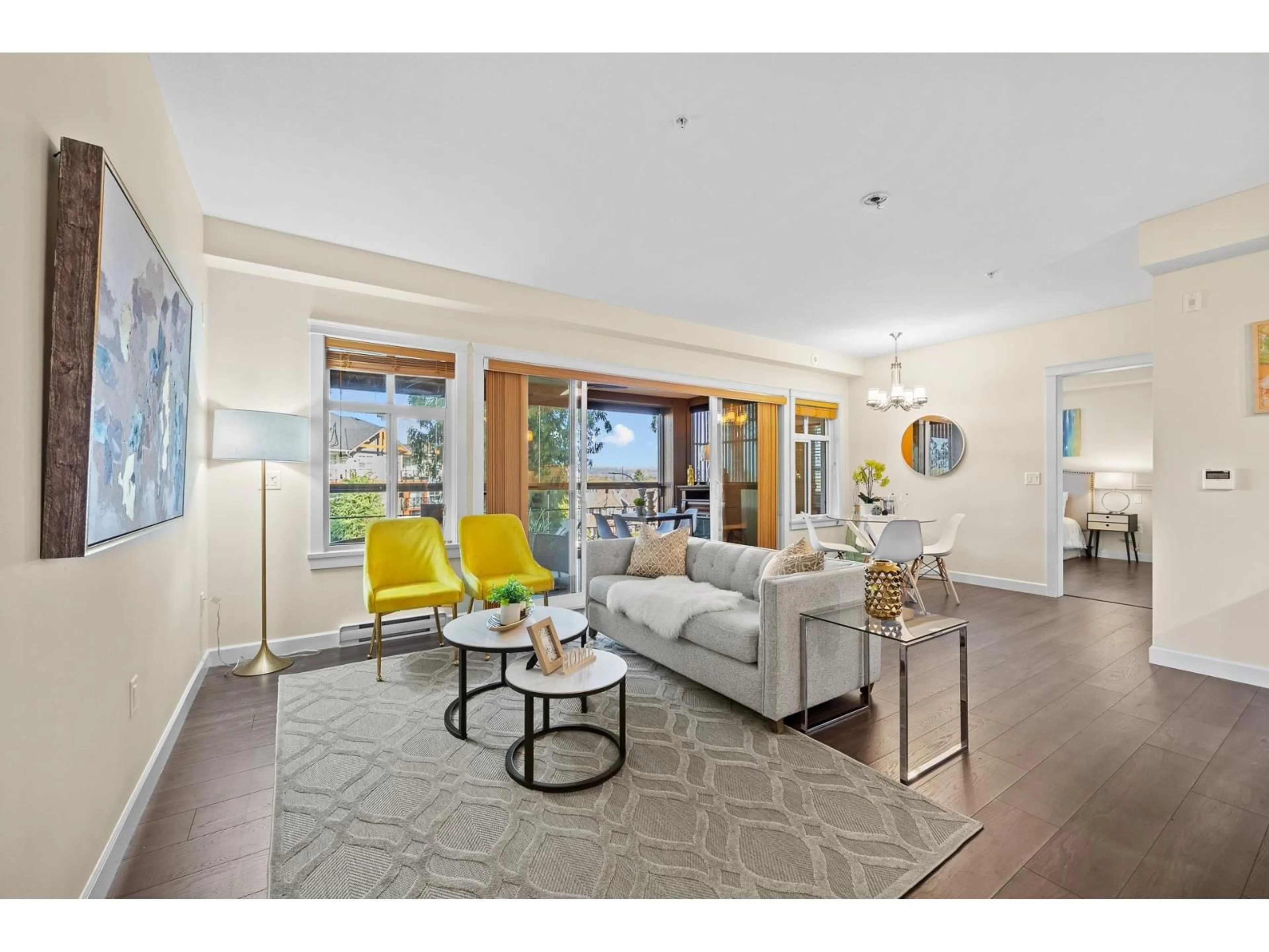 Living room with furniture, unknown for 307 - 3585 146A, Surrey British Columbia V4P0G9