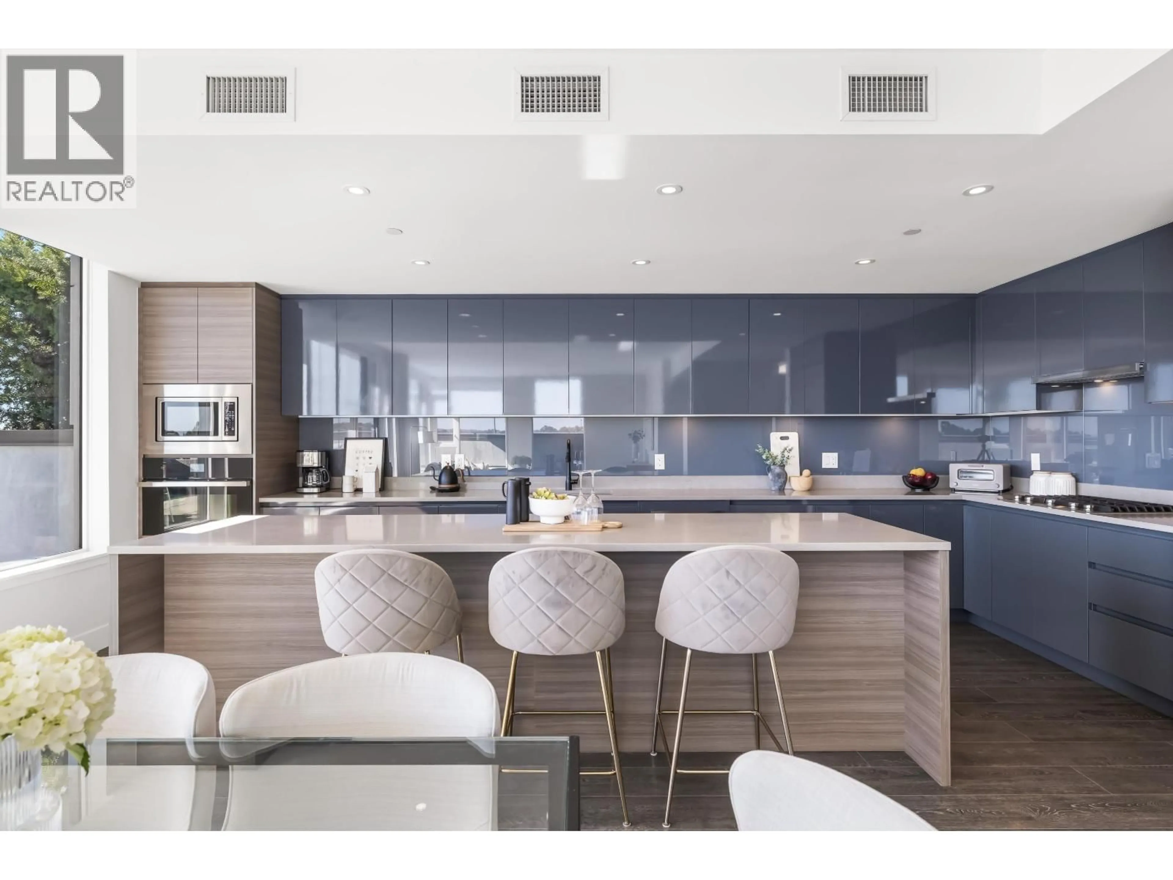 Contemporary kitchen, unknown for PH 655 - 8575 RIVERGRASS DRIVE, Vancouver British Columbia V5S0J7