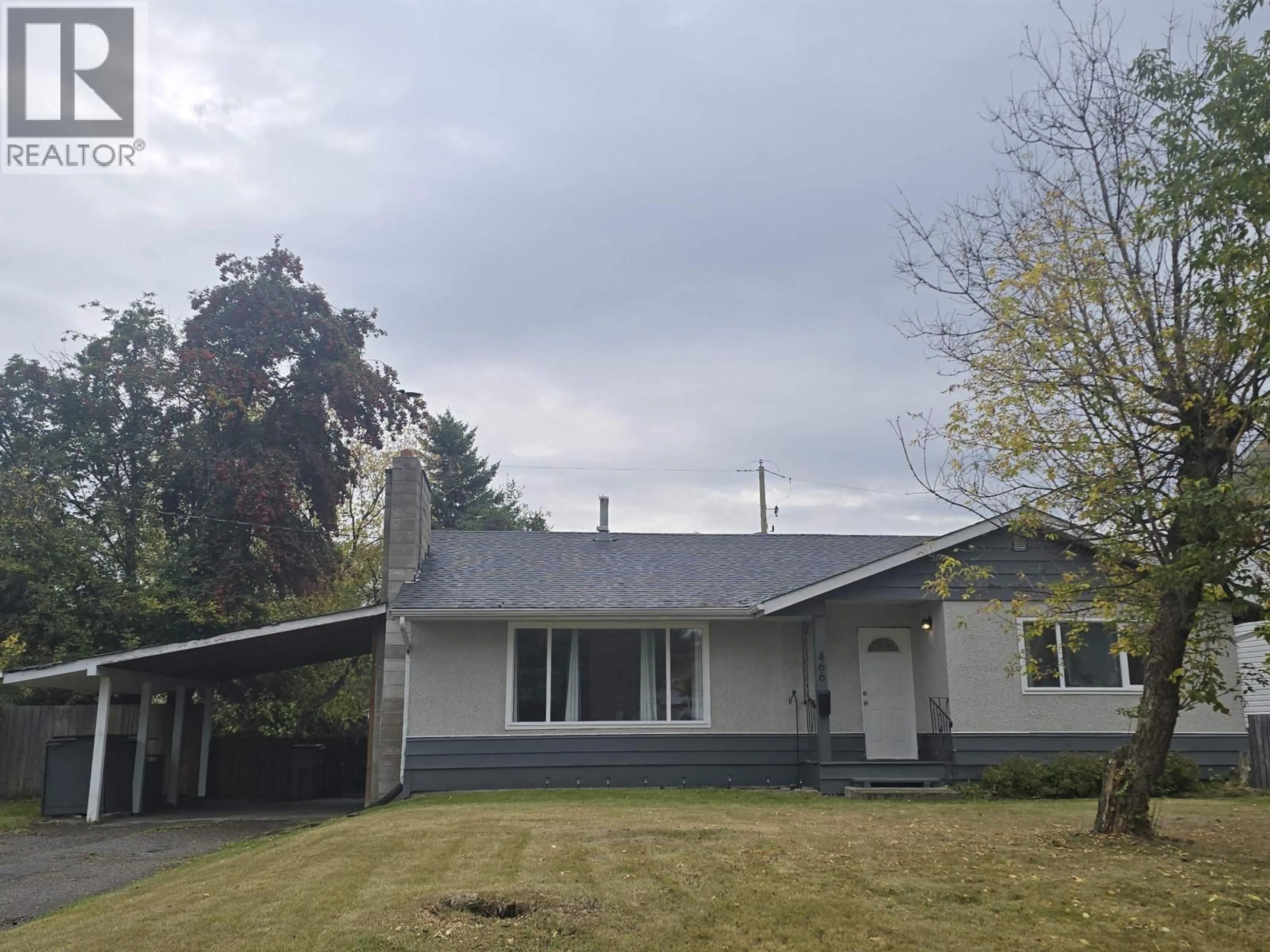 Home with vinyl exterior material, street for 466 WINDER STREET, Quesnel British Columbia V2J1C8