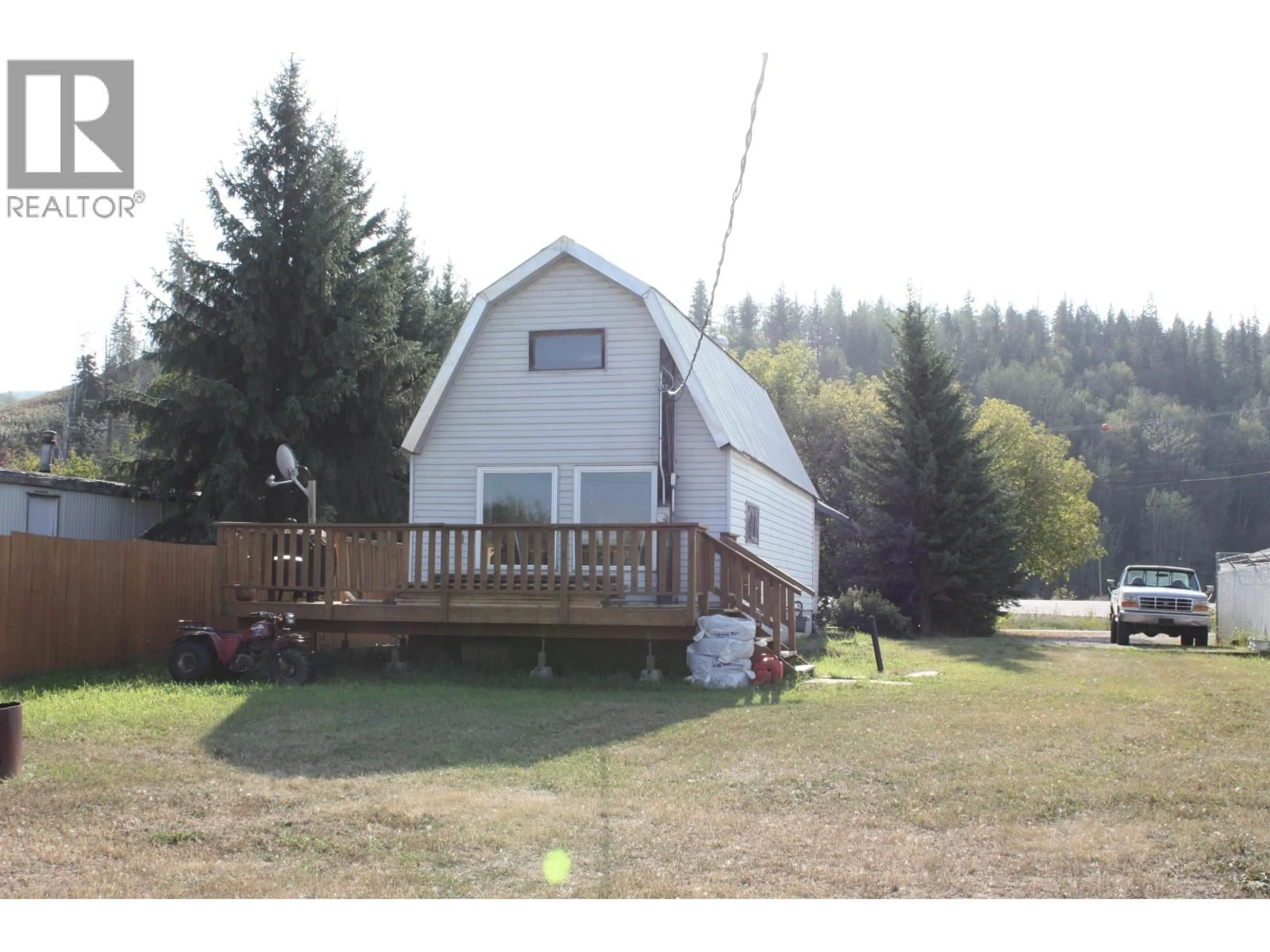 A pic from outside/outdoor area/front of a property/back of a property/a pic from drone, water/lake/river/ocean view for 2012 TAYLOR FRONTAGE ROAD, Taylor British Columbia V0C2K0