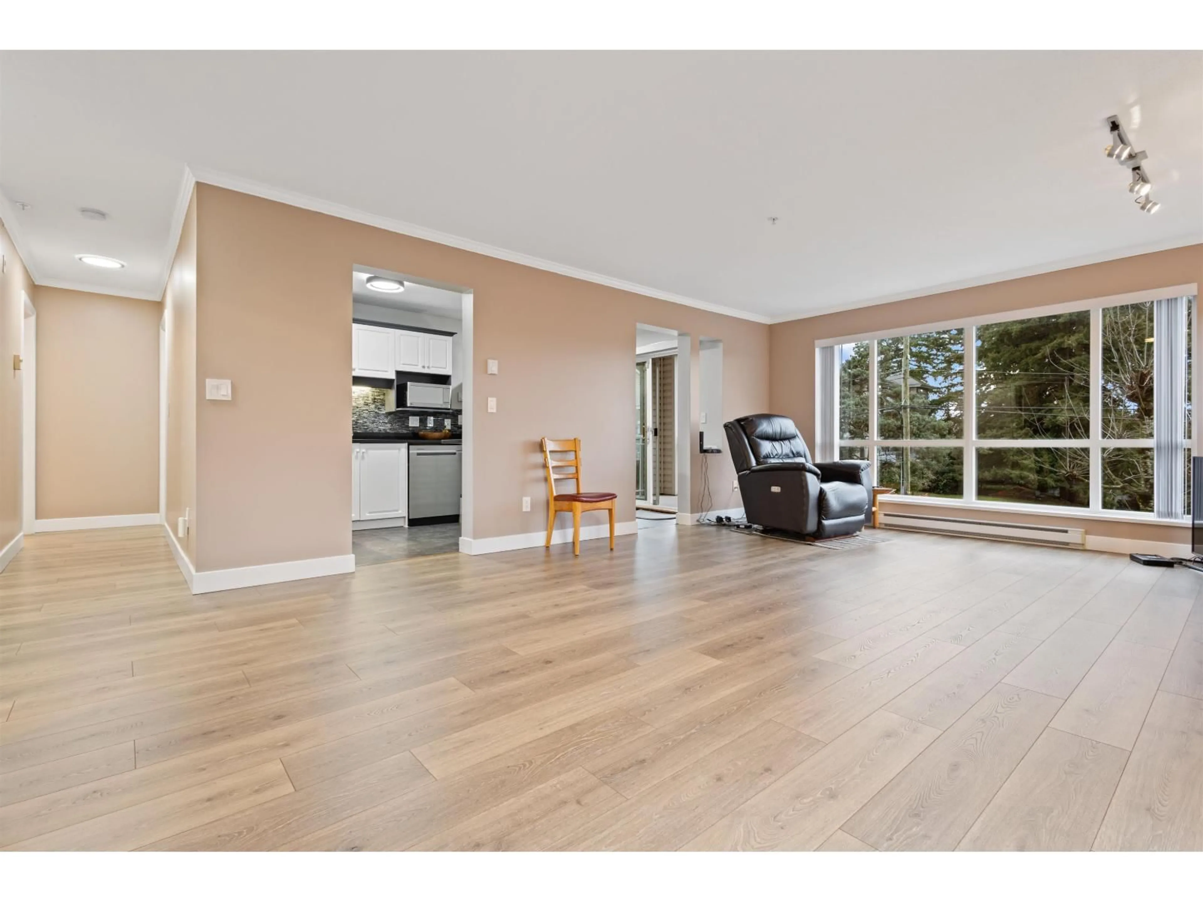 Unknown for 206 - 32120 MT WADDINGTON, Abbotsford British Columbia V2T2E8