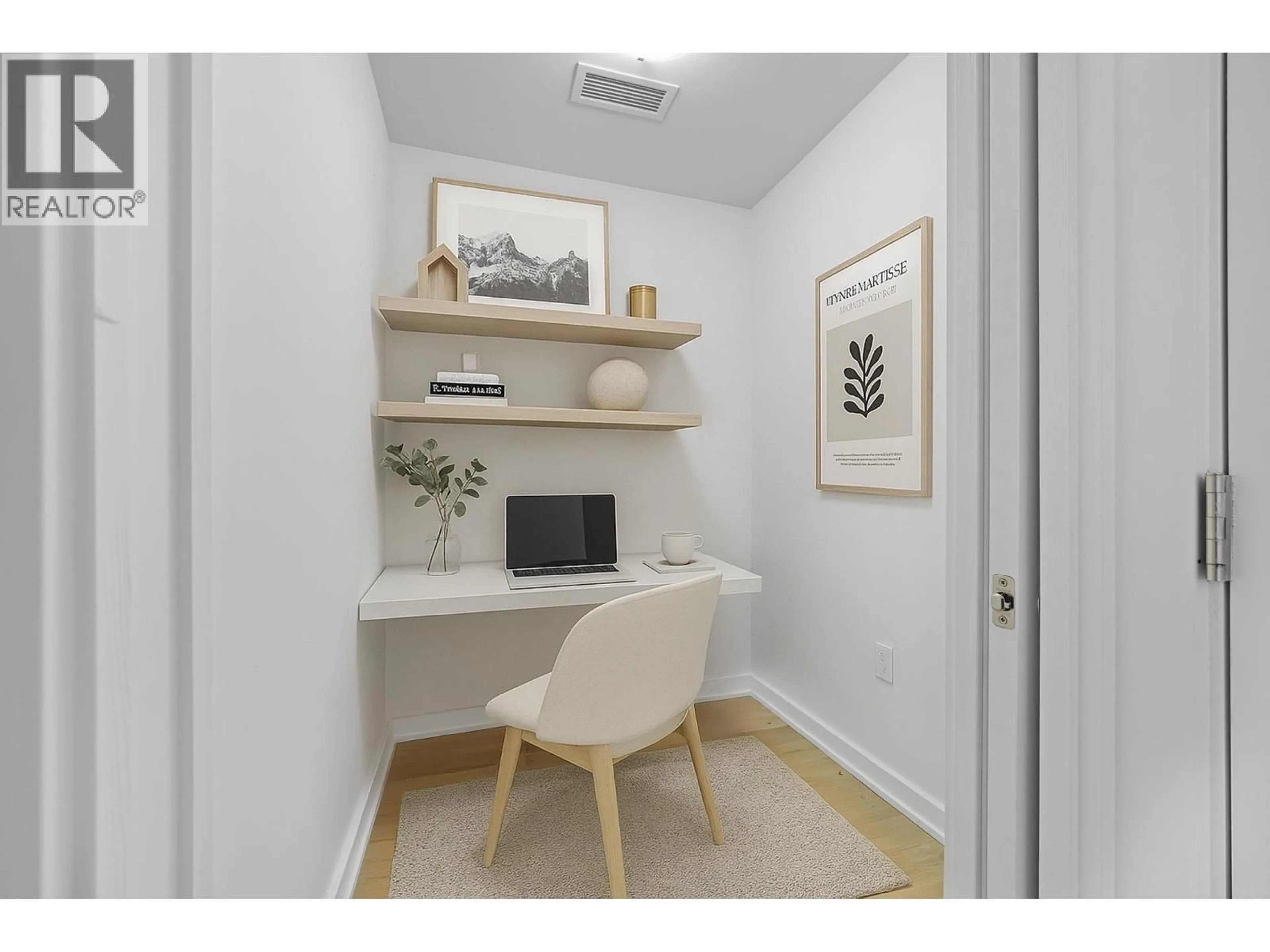 A pic of a room for 538 - 5311 CEDARBRIDGE WAY, Richmond British Columbia V6X0M3
