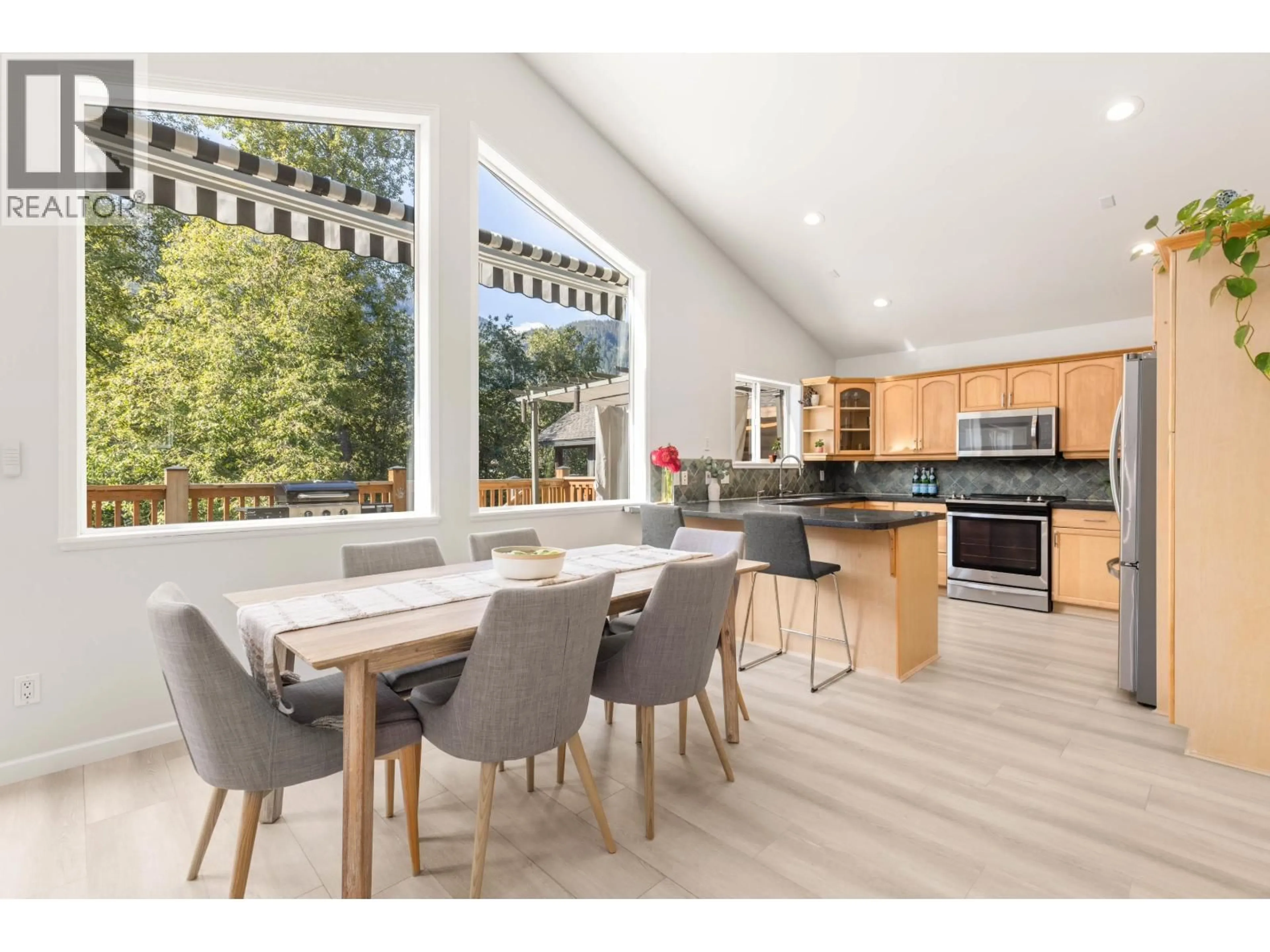 Open concept kitchen, ceramic/tile floor for 1430 ALDER DRIVE, Pemberton British Columbia V0N2L0