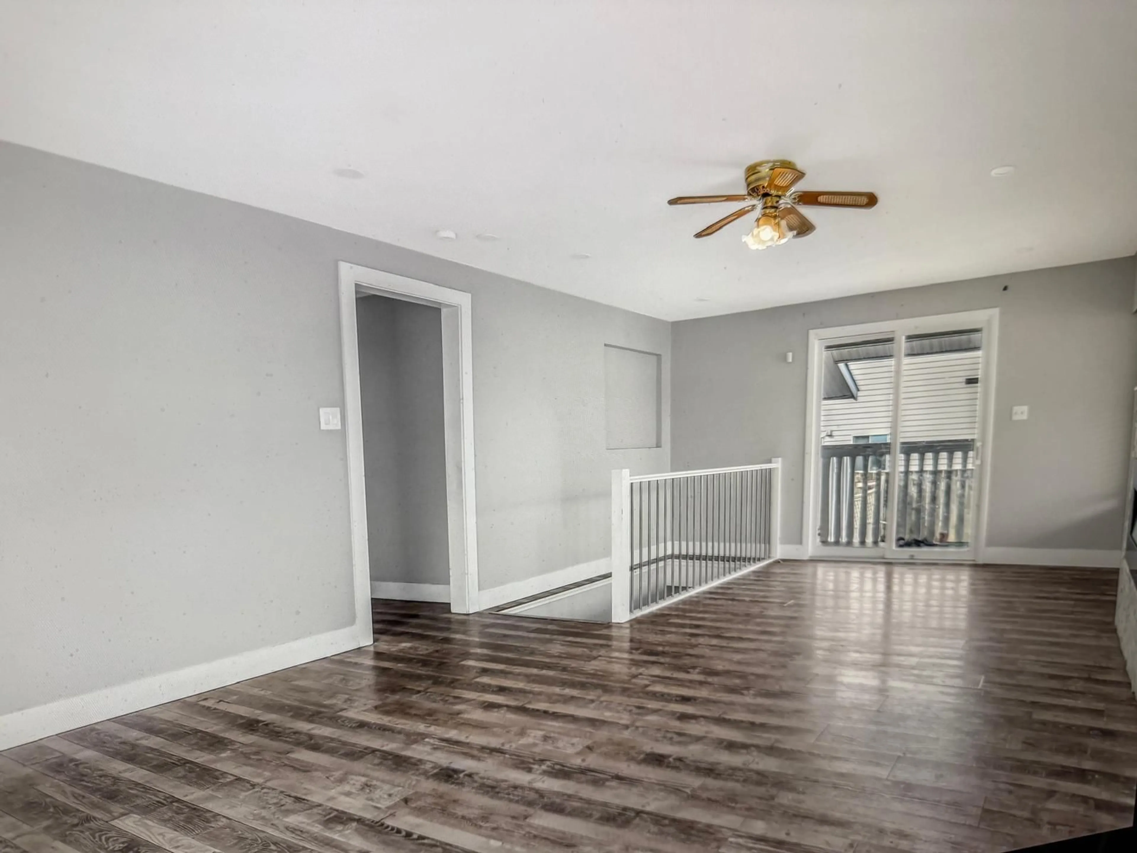 A pic of a room for 14782 107A, Surrey British Columbia V3R1V1