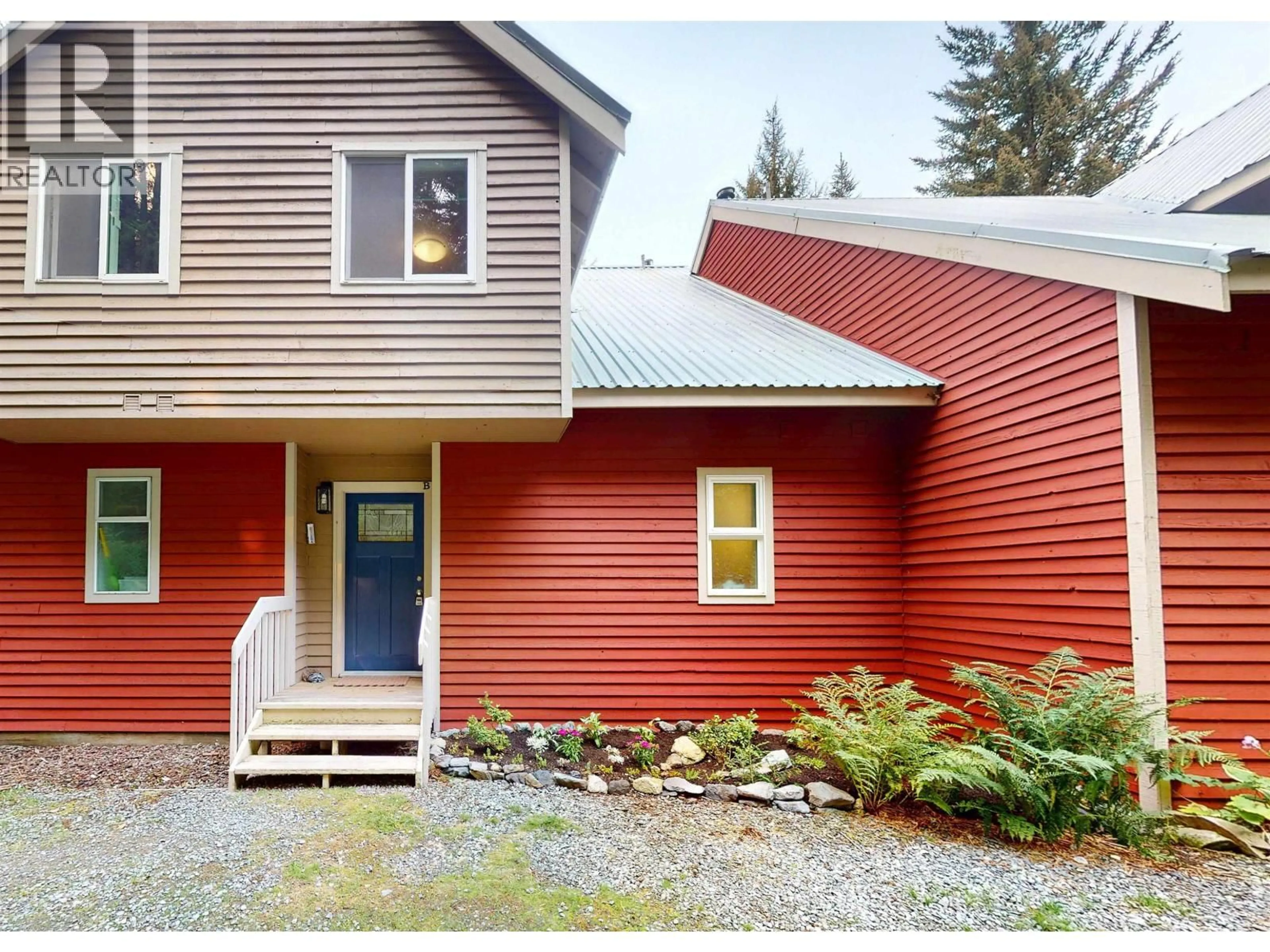 Home with vinyl exterior material, street for B - 2309 BRANDYWINE WAY, Whistler British Columbia V8E0A8