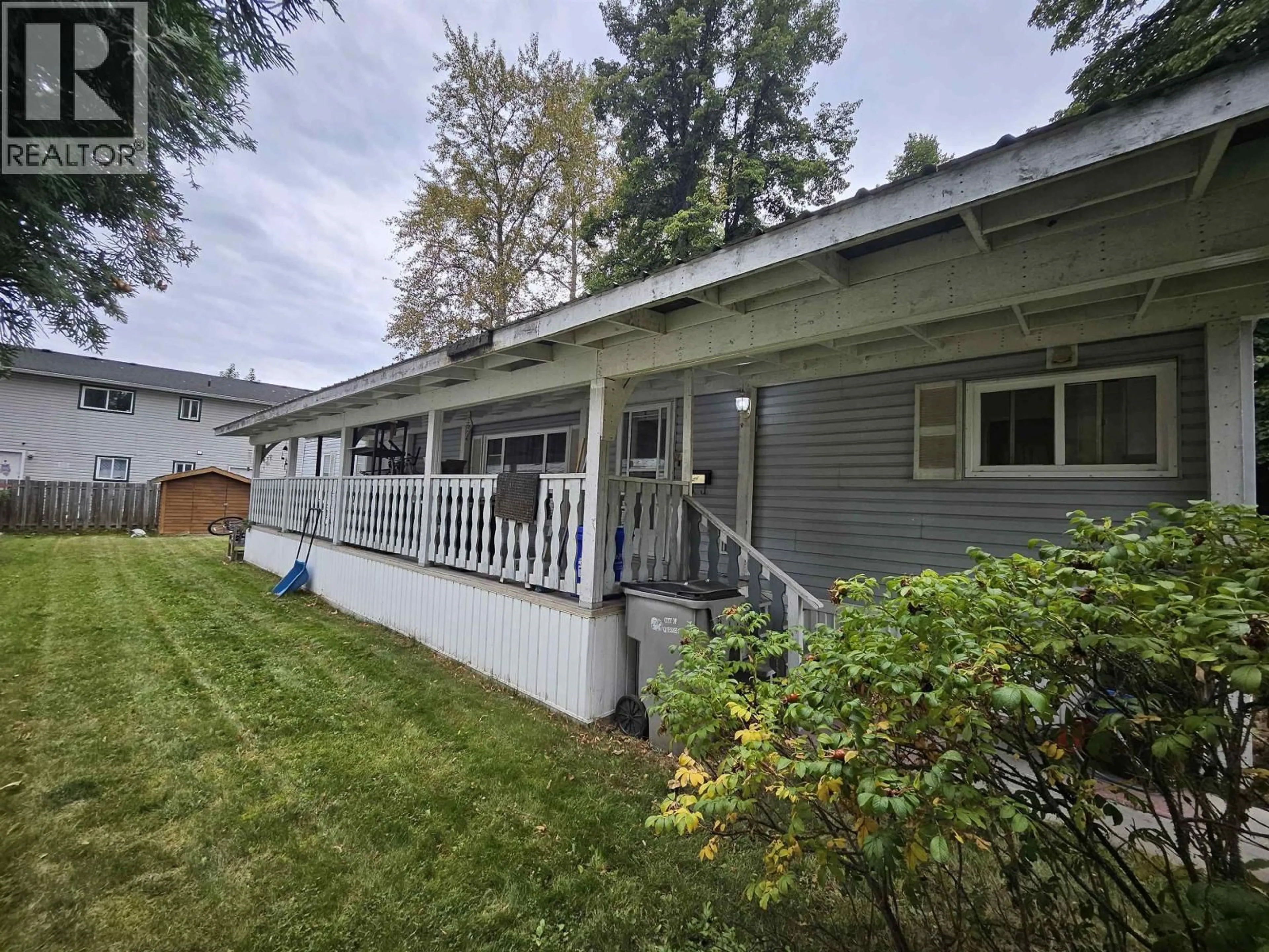 Home with vinyl exterior material, street for 40 - 654 NORTH FRASER DRIVE, Quesnel British Columbia V2J1Z6