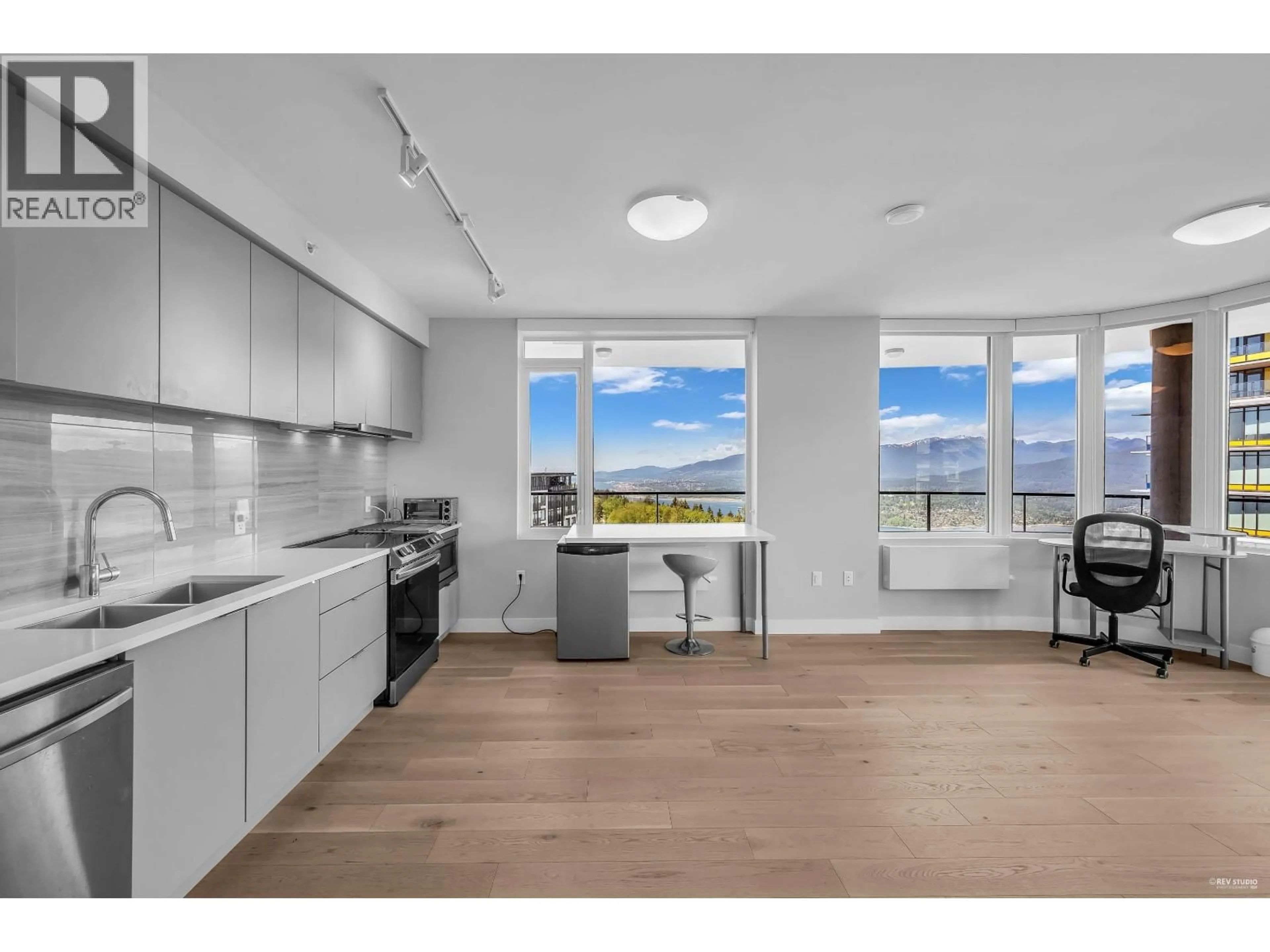 Unknown for 1201 - 8761 UNIVERSITY CRESCENT, Burnaby British Columbia V5A4Y8
