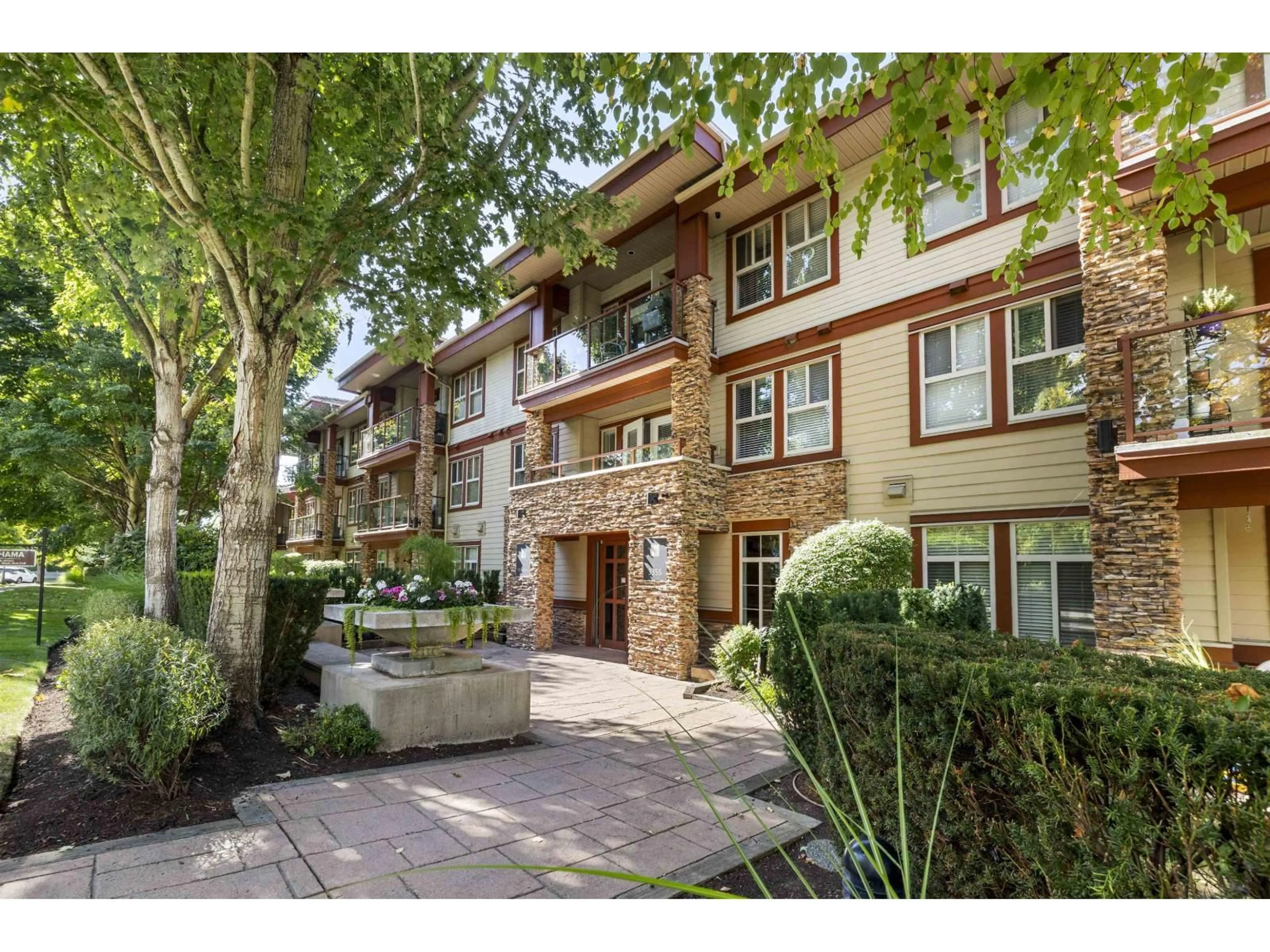 Unknown for 111 - 3355 ROSEMARY HEIGHTS, Surrey British Columbia V3Z2H5