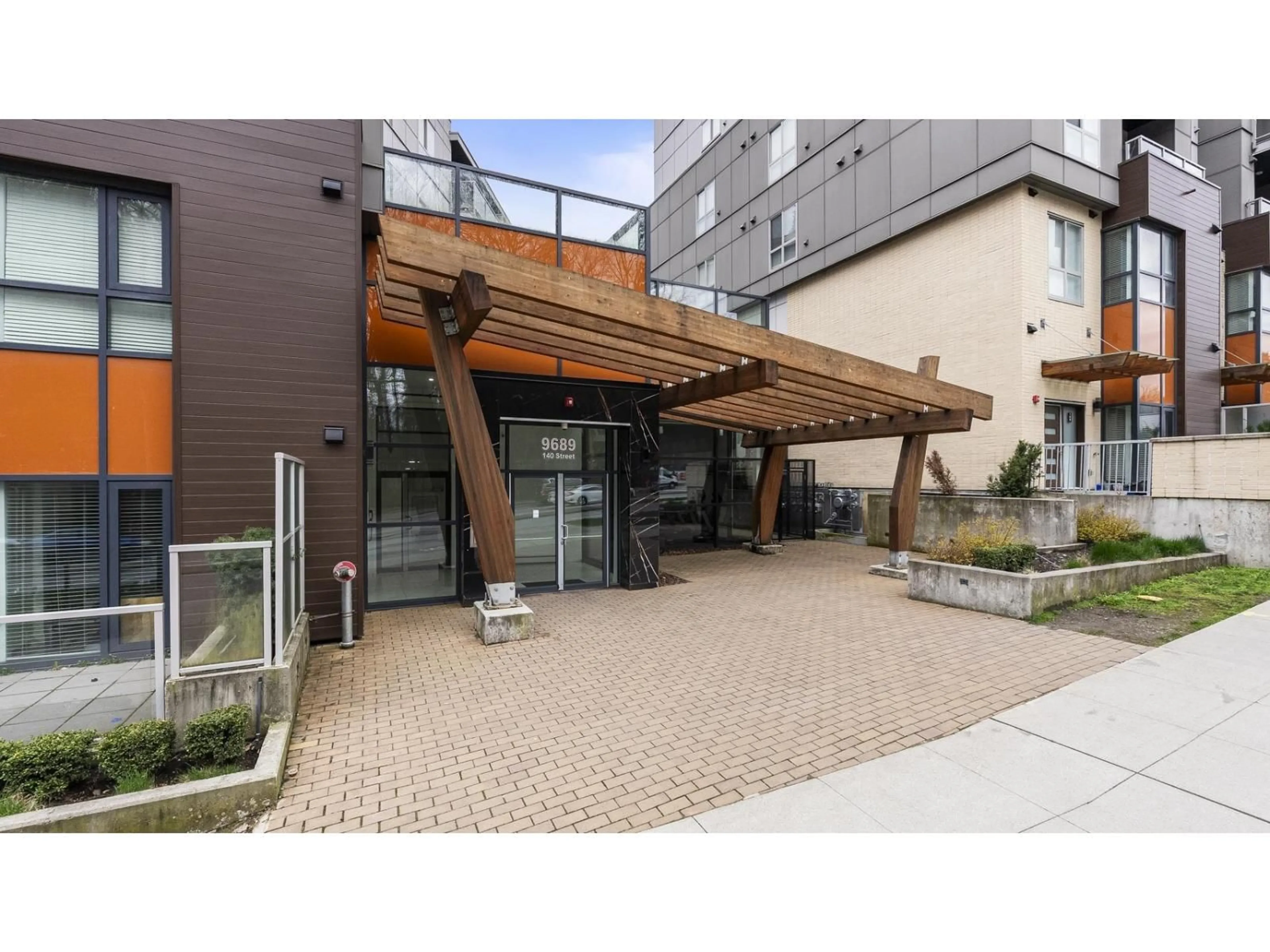 Patio, street for B108 - 9689 140, Surrey British Columbia V3T0P3