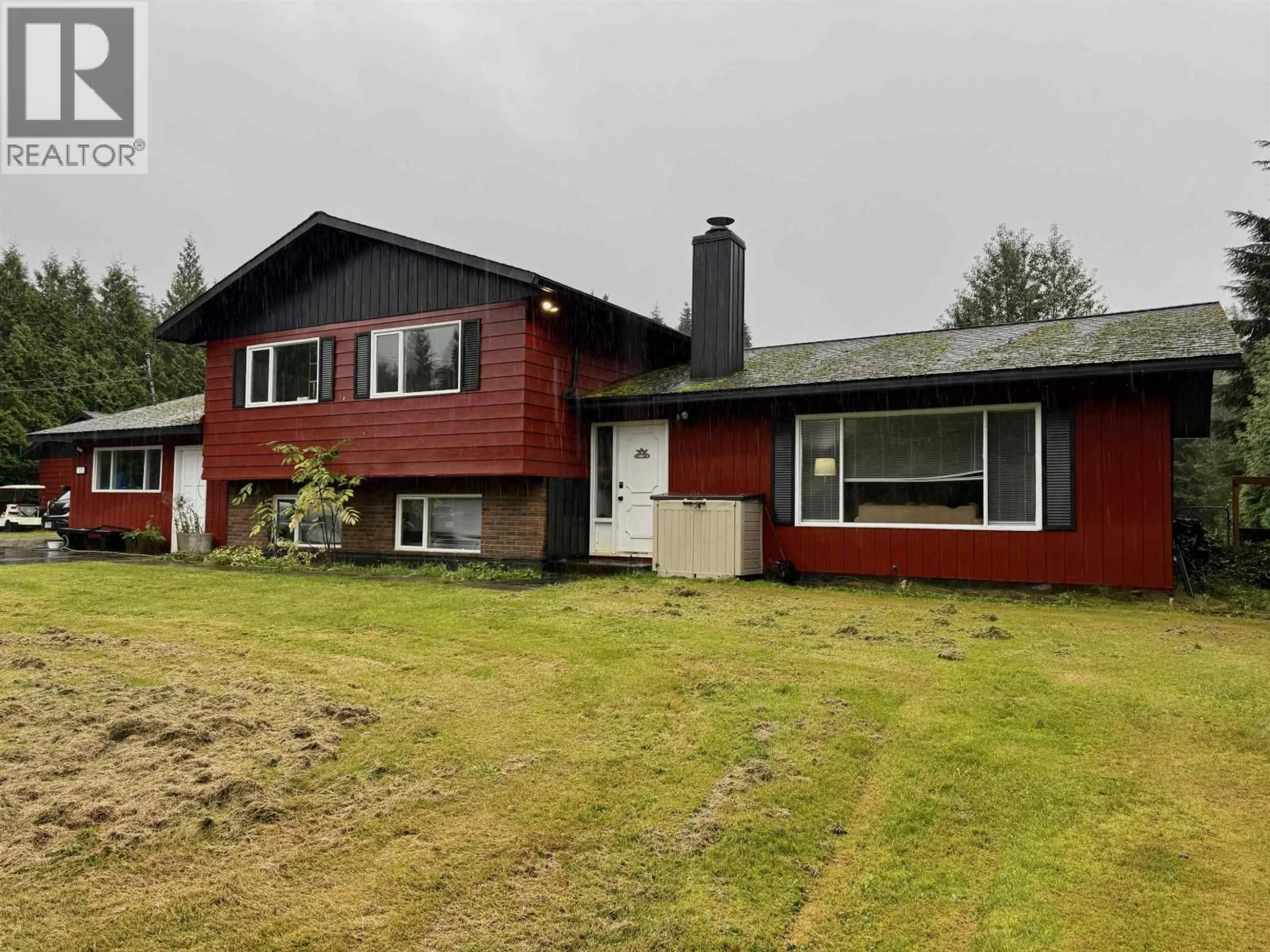 A pic from outside/outdoor area/front of a property/back of a property/a pic from drone, street for 115 HALIBUT STREET, Kitimat British Columbia V8C2K6