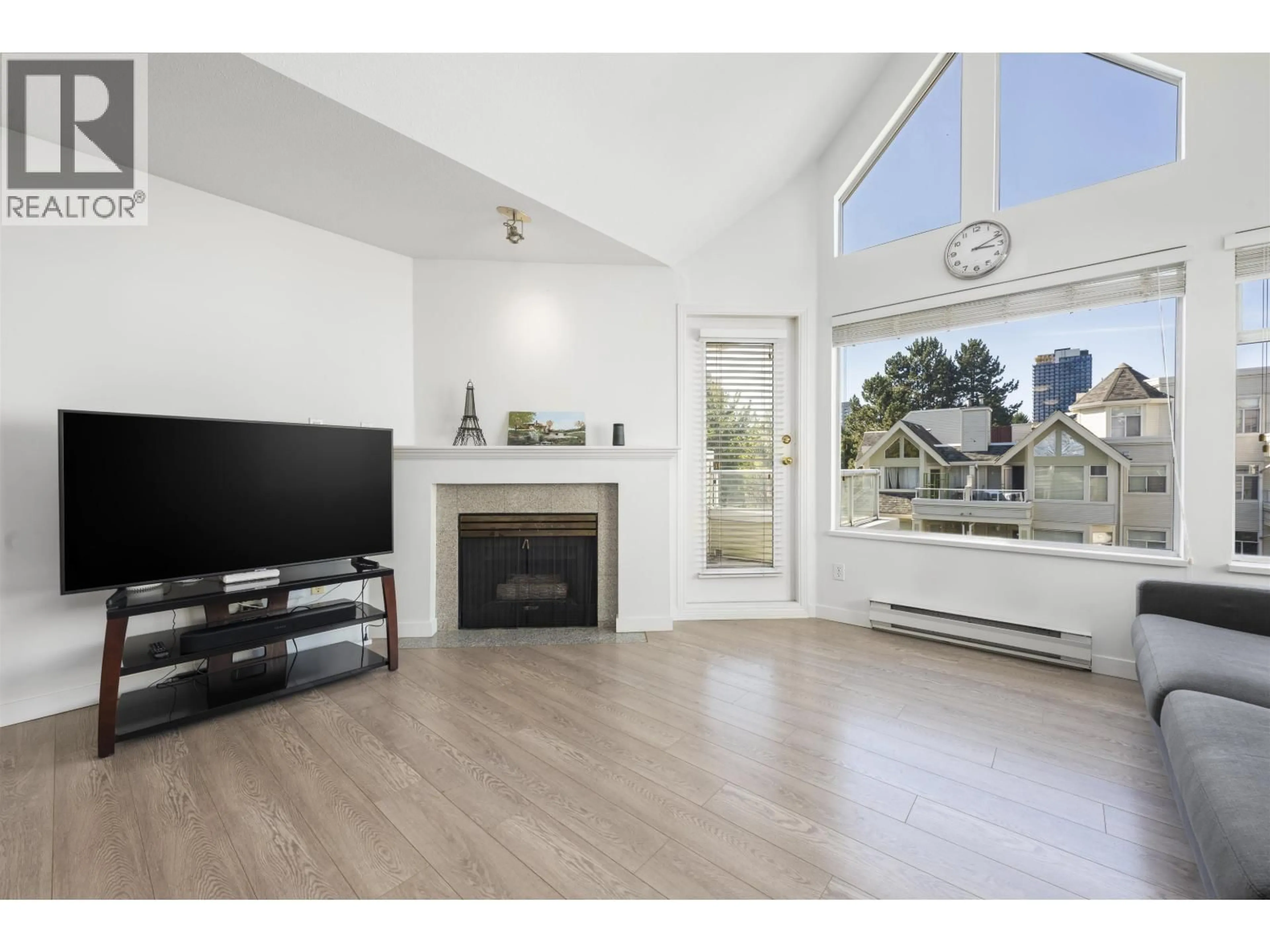 A pic of a room for 310 - 3638 RAE AVENUE, Vancouver British Columbia V5R2P5