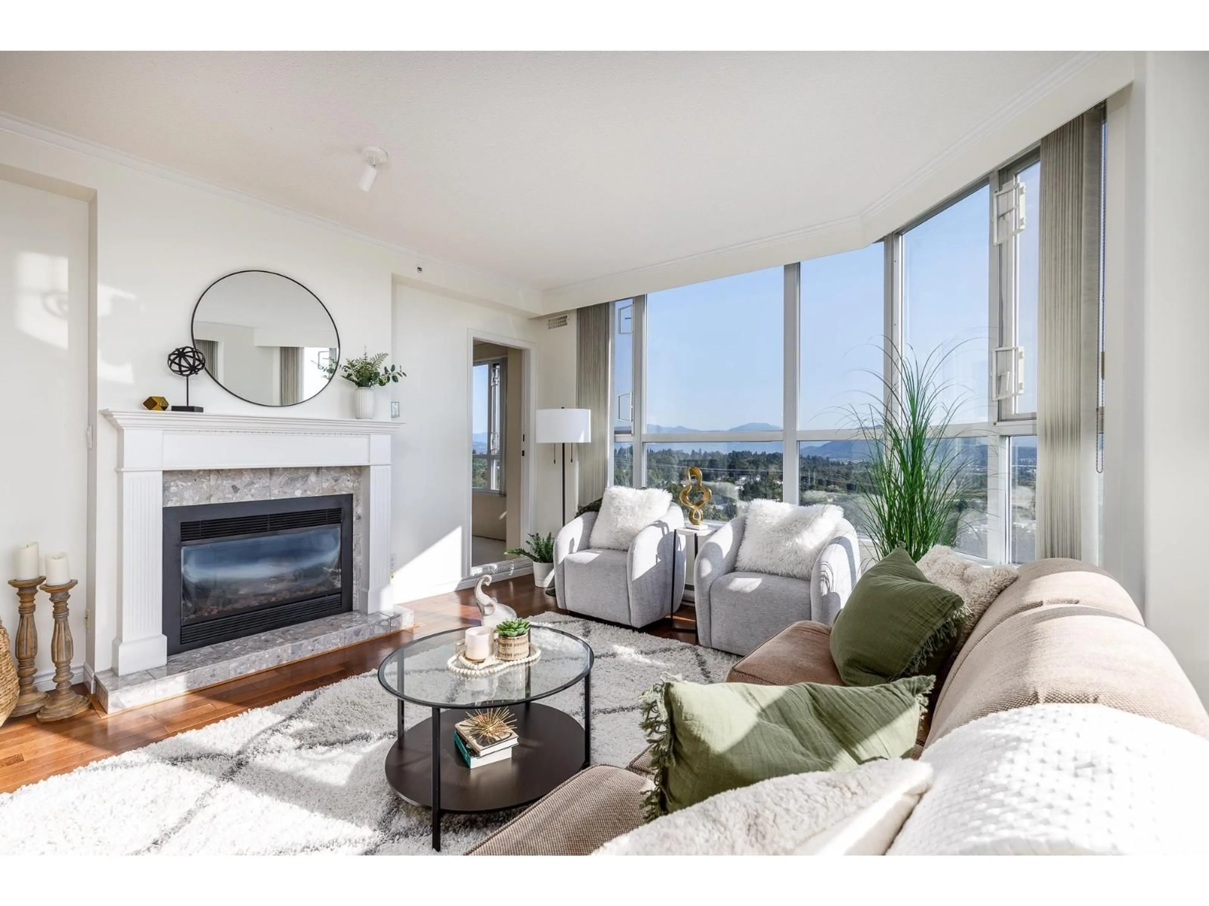 Living room with furniture, unknown for 1501 - 3190 GLADWIN, Abbotsford British Columbia V2T5T2