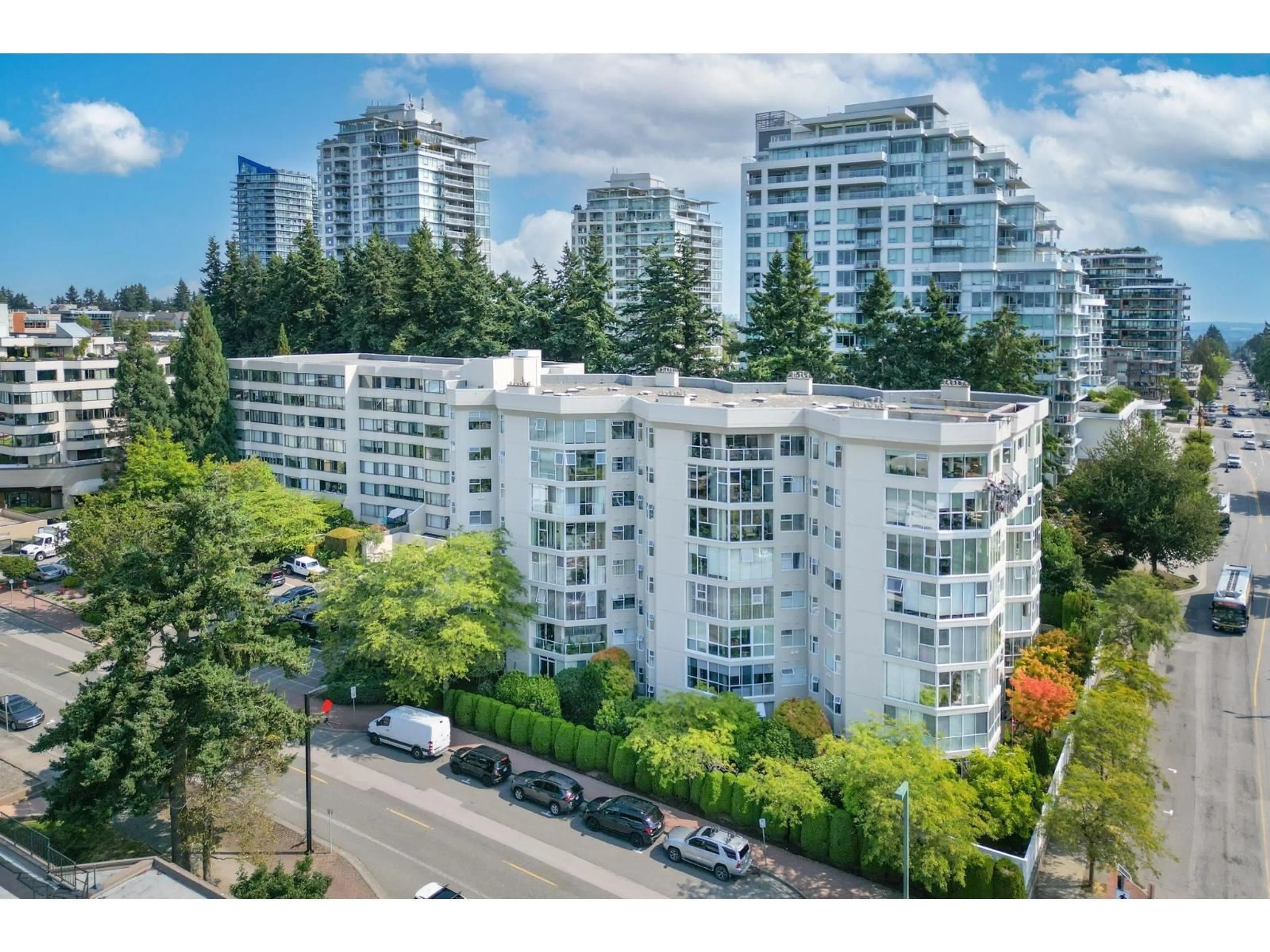 A pic from outside/outdoor area/front of a property/back of a property/a pic from drone, city buildings view from balcony for 407 - 1442 FOSTER, White Rock British Columbia V4B3X7