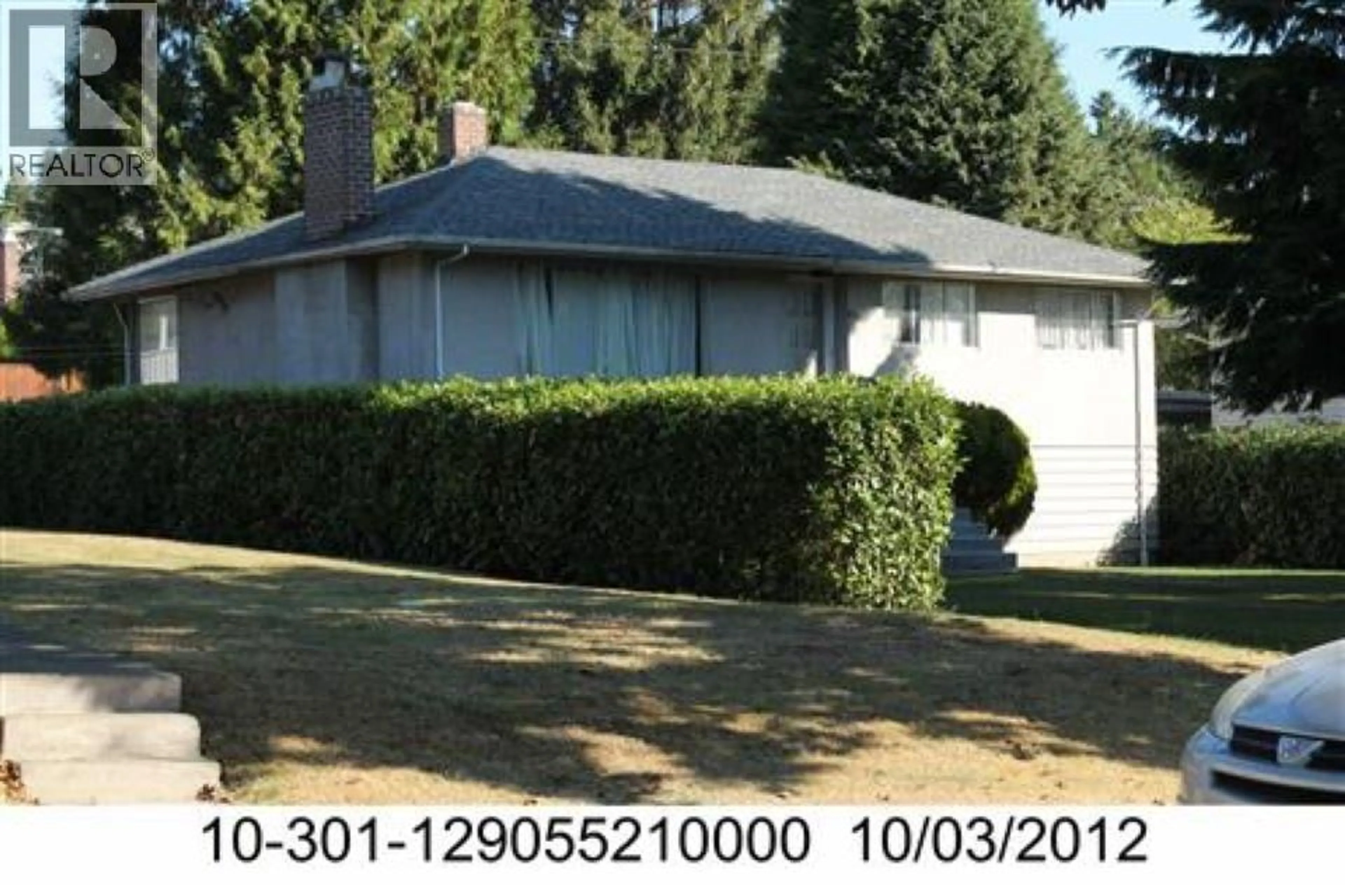 Home with vinyl exterior material, street for 5521 BROADWAY STREET, Burnaby British Columbia V5B2X8