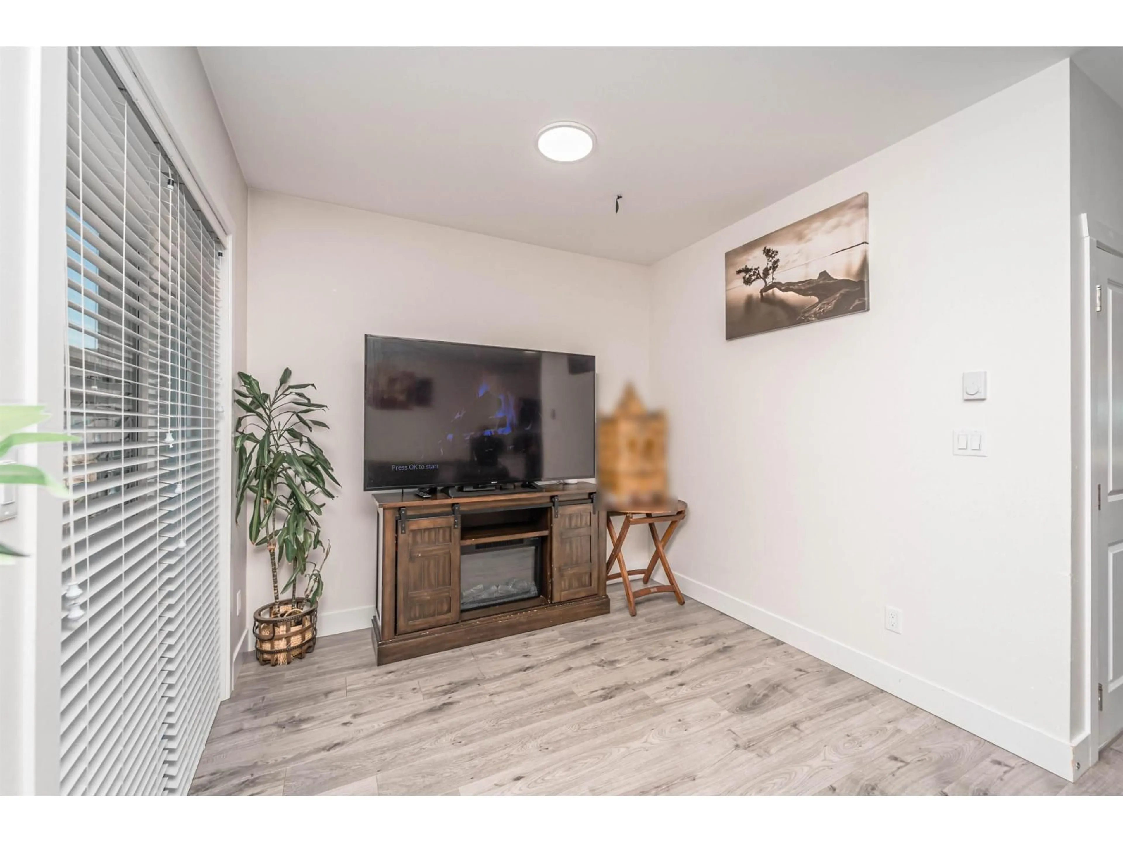 A pic of a room for 12 - 3323 ROCKHILL, Abbotsford British Columbia V2T0J9