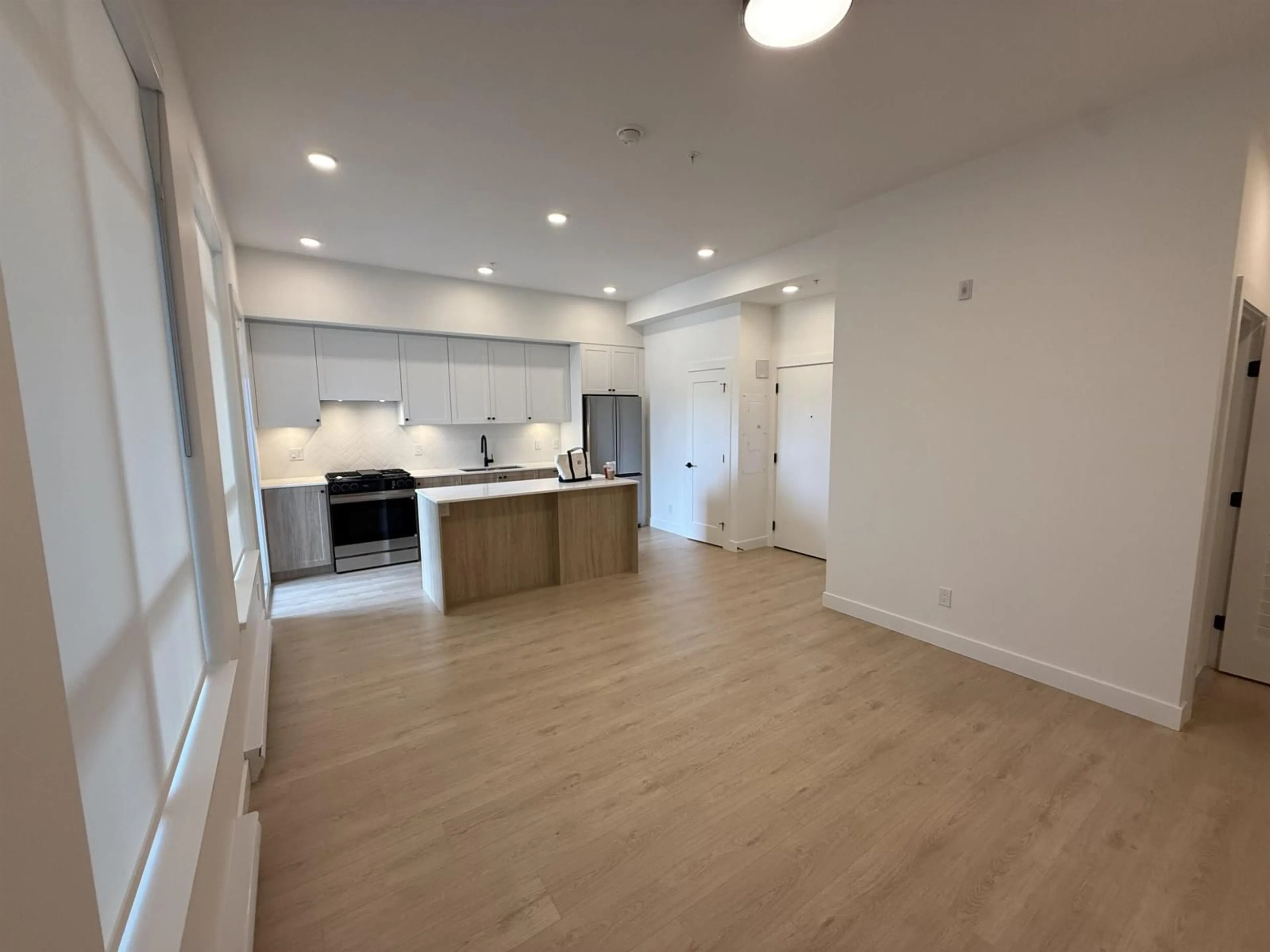A pic of a room for 601 - 19885 76, Langley British Columbia V2Y4M5