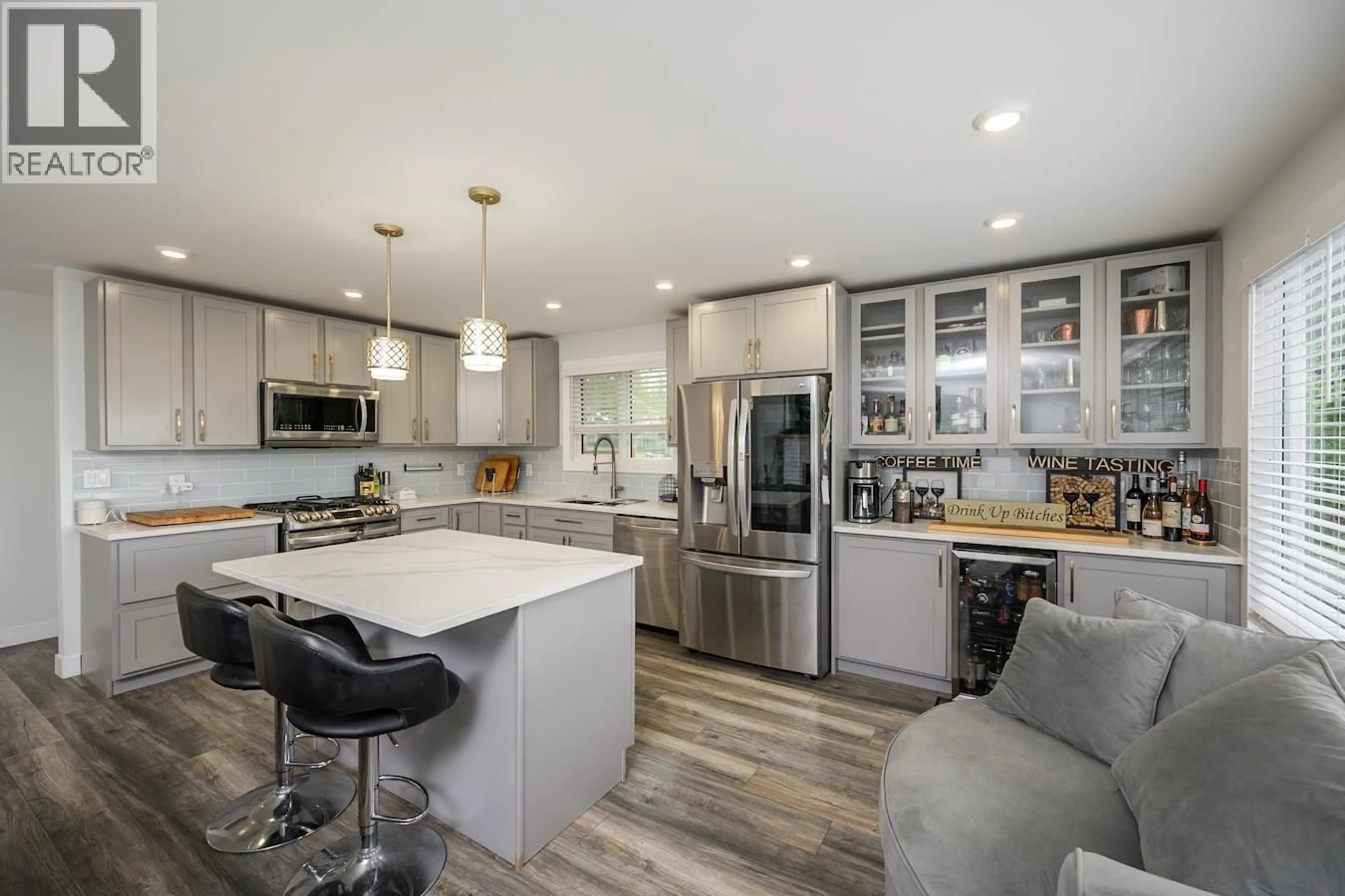 Open concept kitchen, unknown for 7190 THOMPSON DRIVE, Prince George British Columbia V2N5N4