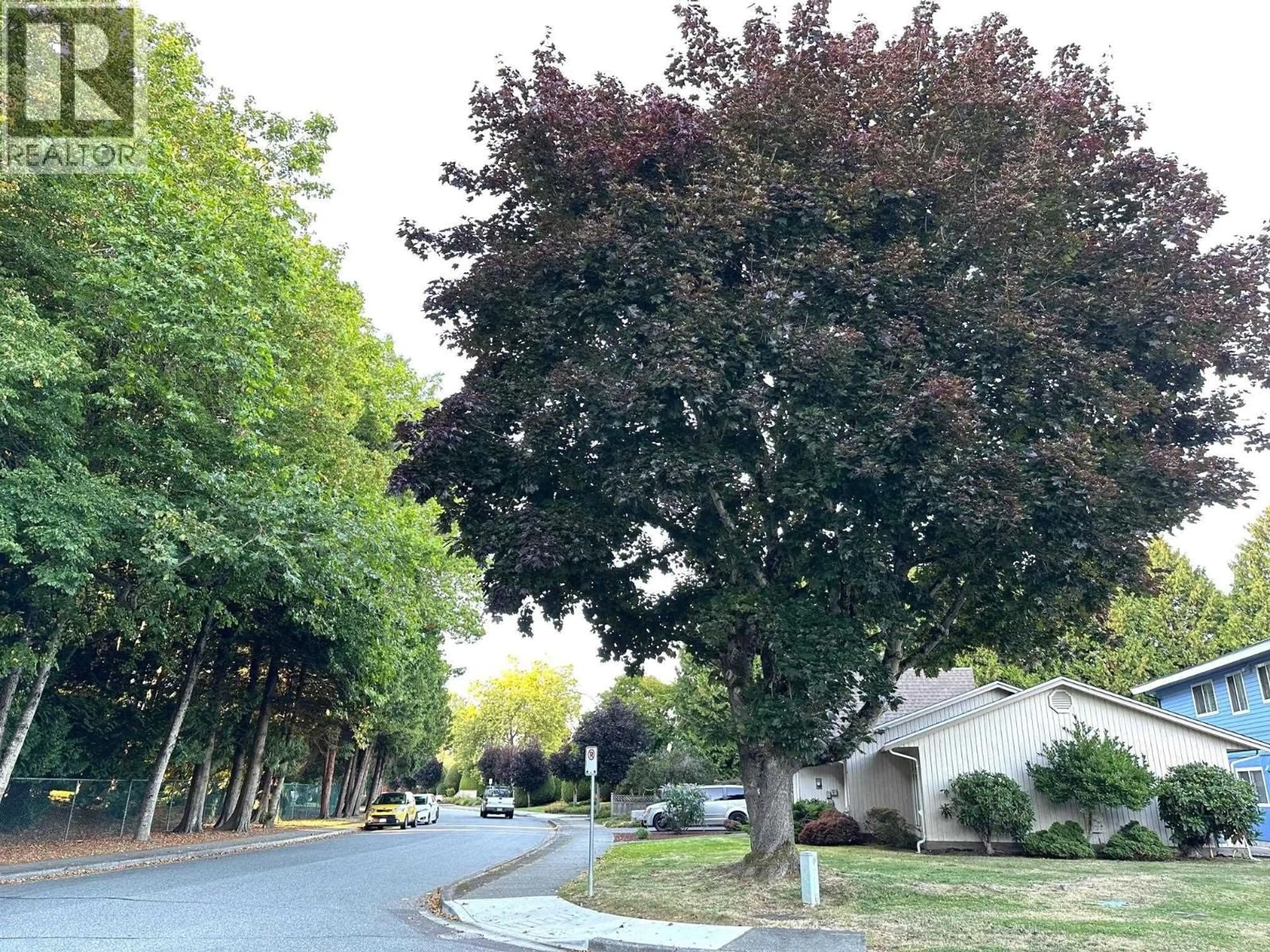 Blurry image for 9360 PARKSVILLE DRIVE, Richmond British Columbia V7E4N9