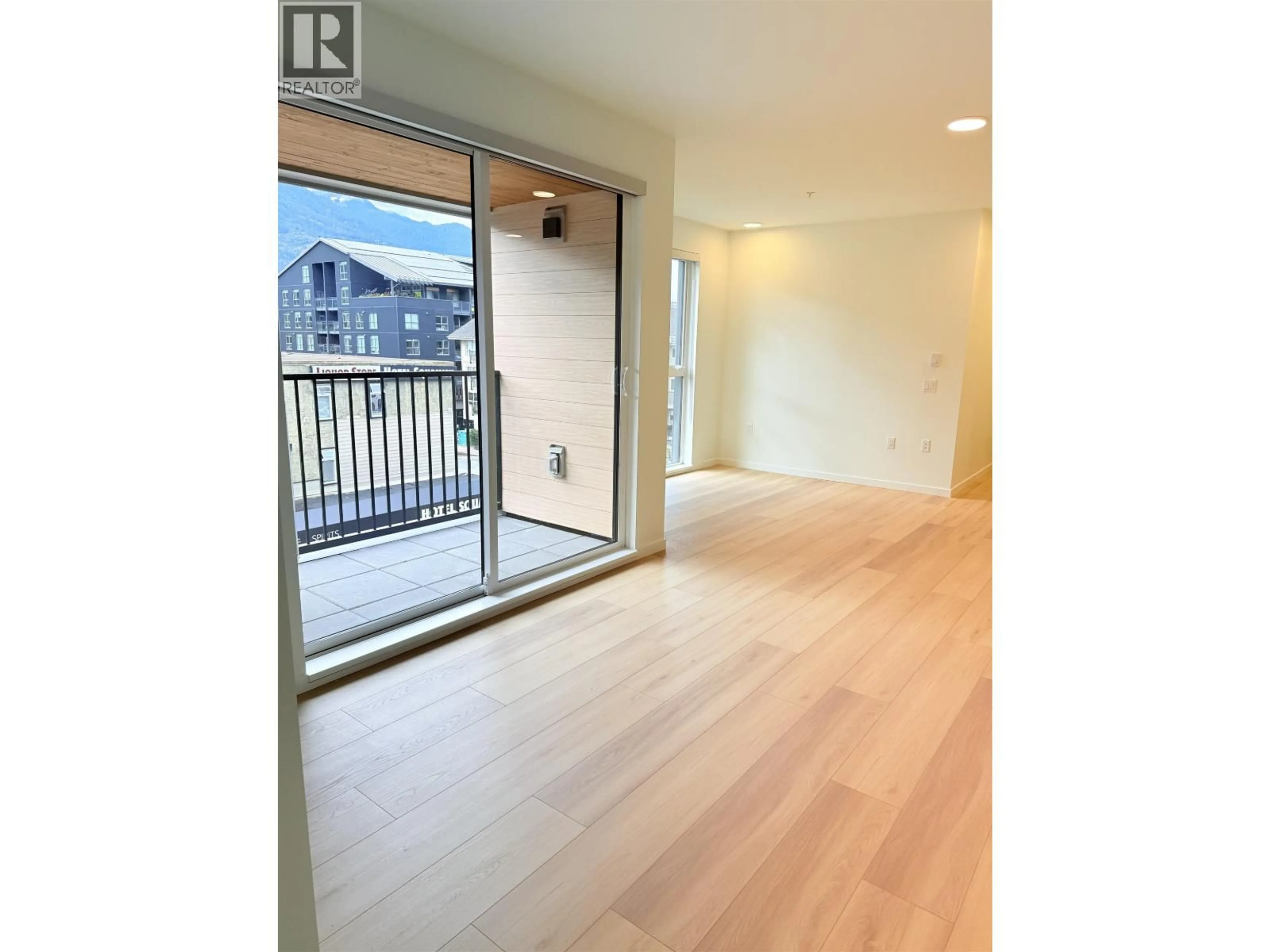 A pic of a room for 400 - 37994 SECOND AVENUE, Squamish British Columbia V8B0C4