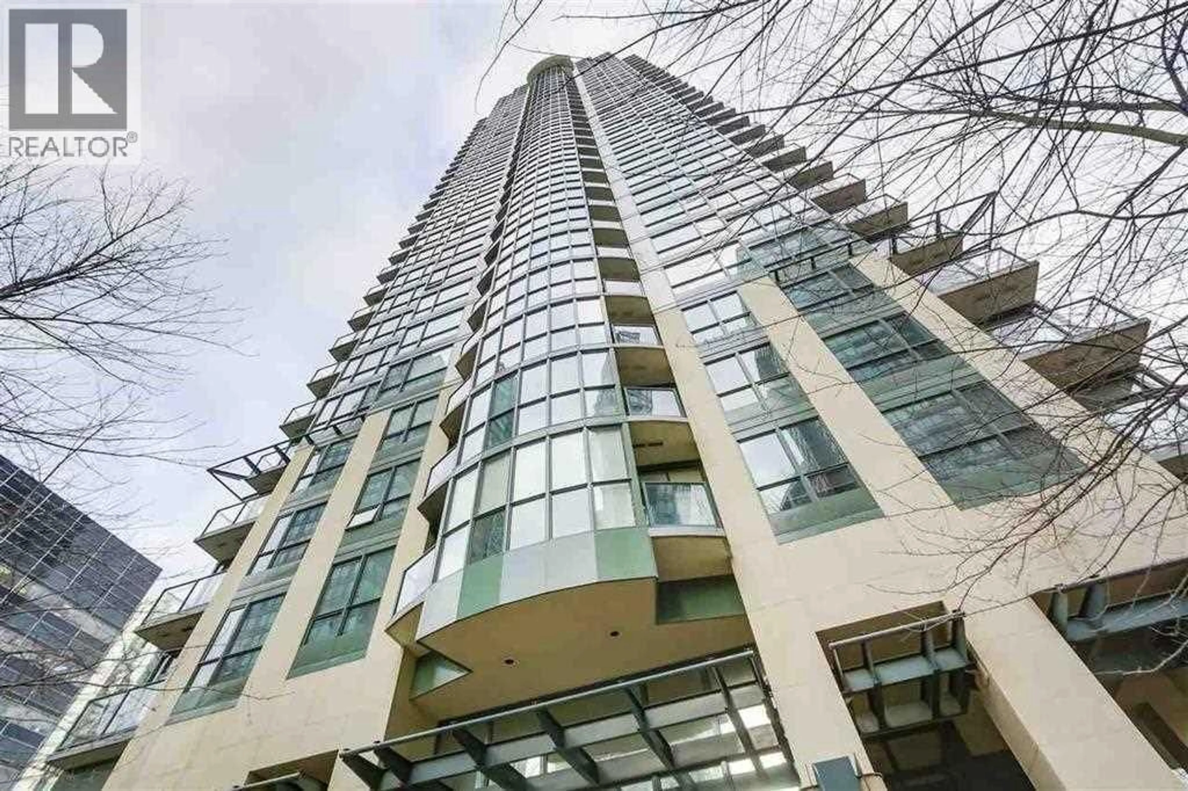 Indoor foyer for 3209 - 1239 GEORGIA STREET, Vancouver British Columbia V6E4R8