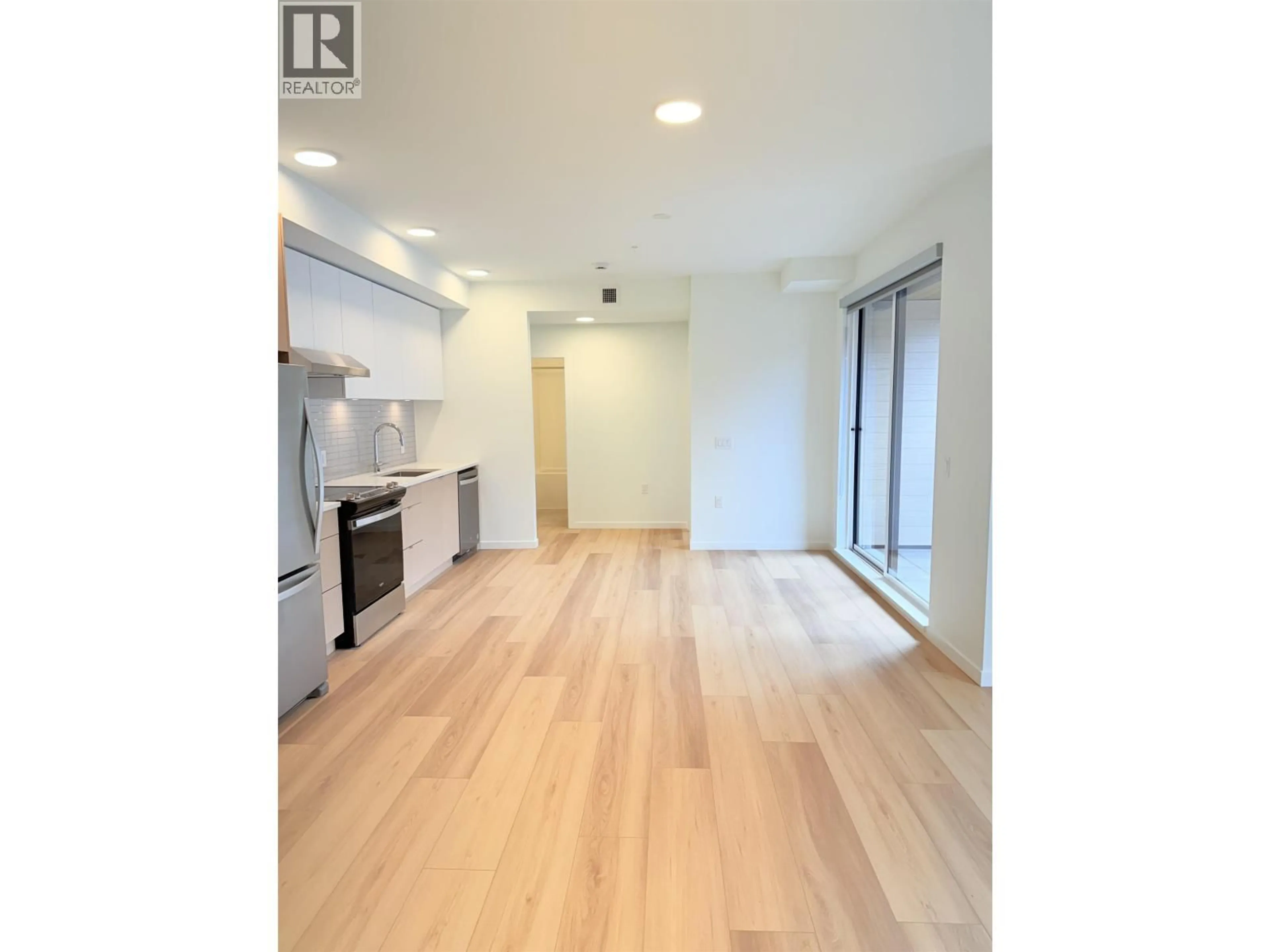 A pic of a room for 500 - 37994 2ND AVENUE, Squamish British Columbia V8B0C4