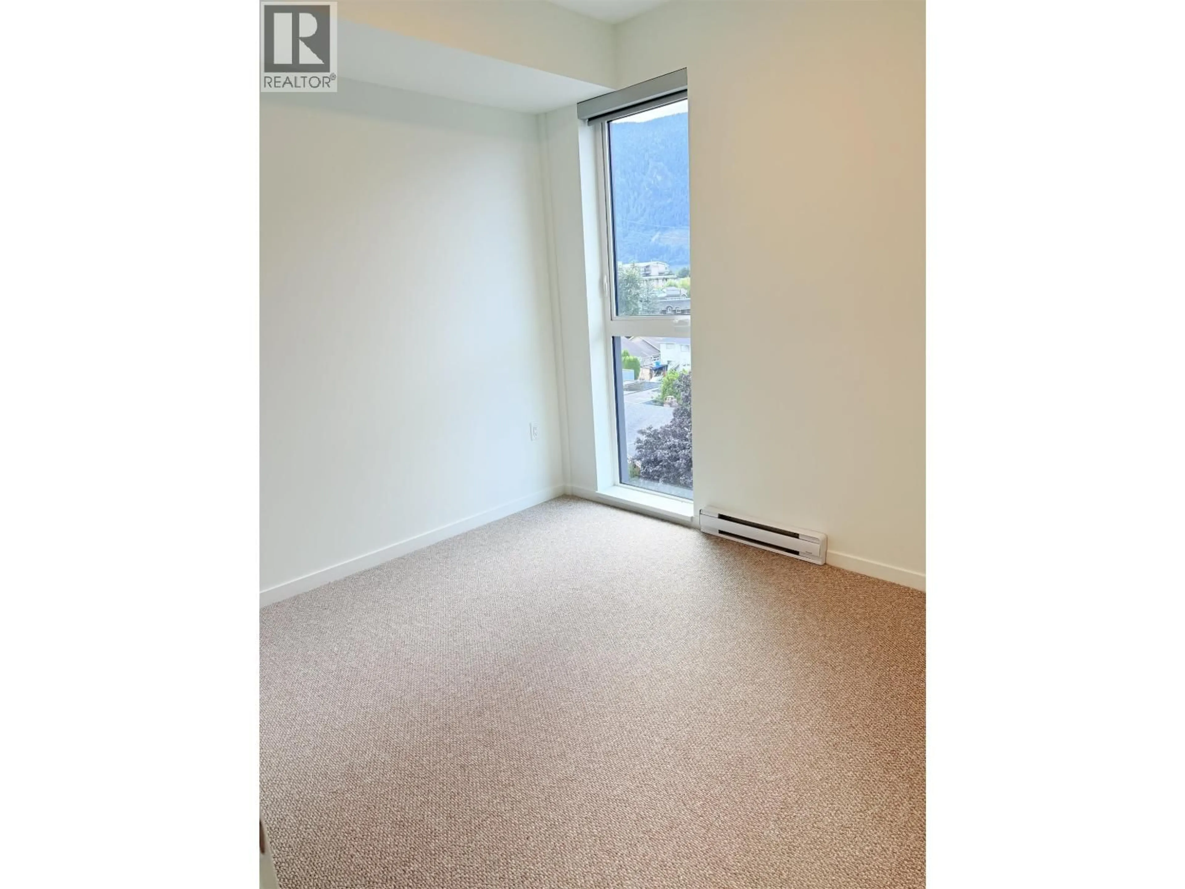 A pic of a room for 500 - 37994 2ND AVENUE, Squamish British Columbia V8B0C4