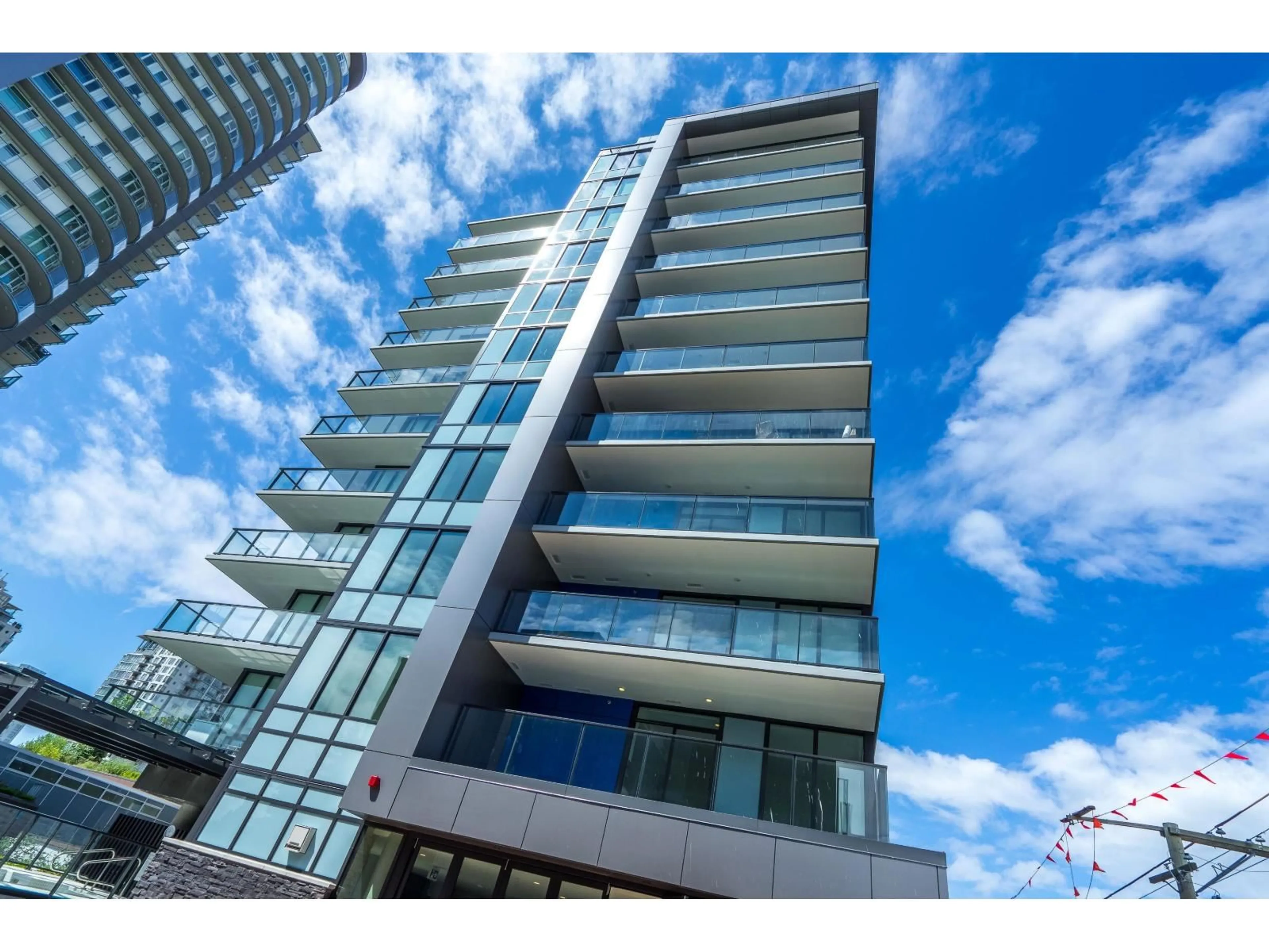 A pic from outside/outdoor area/front of a property/back of a property/a pic from drone, building for 1108 - 1588 JOHNSTON, White Rock British Columbia V4B0C5