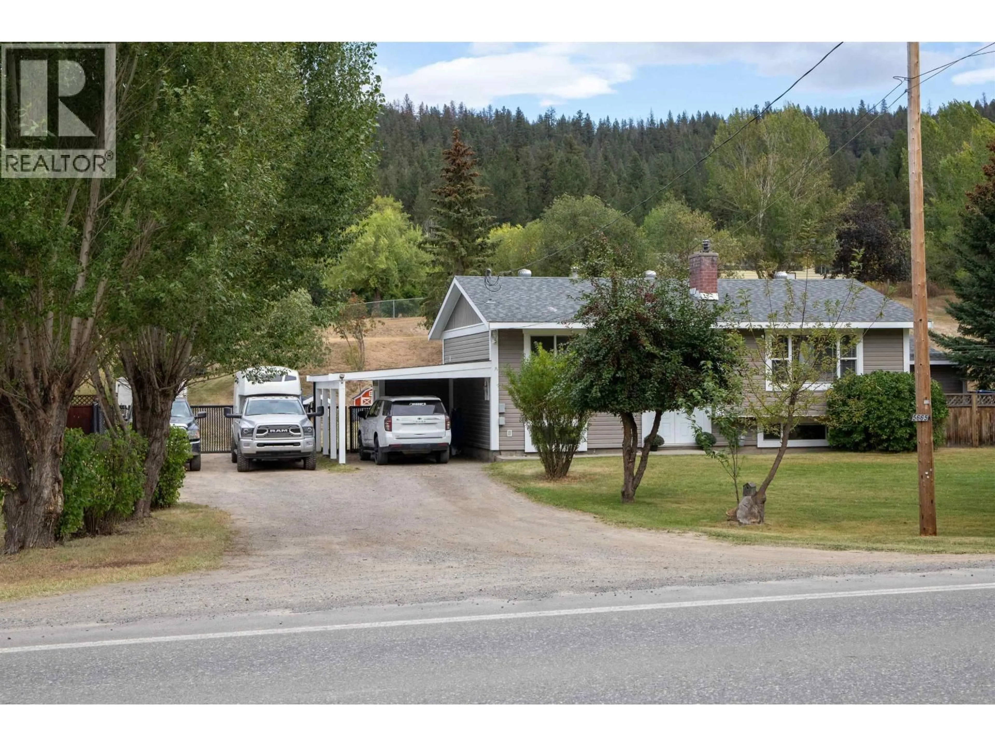 Blurry image for 5665 HORSE LAKE ROAD, 100 Mile House British Columbia V0K2E1