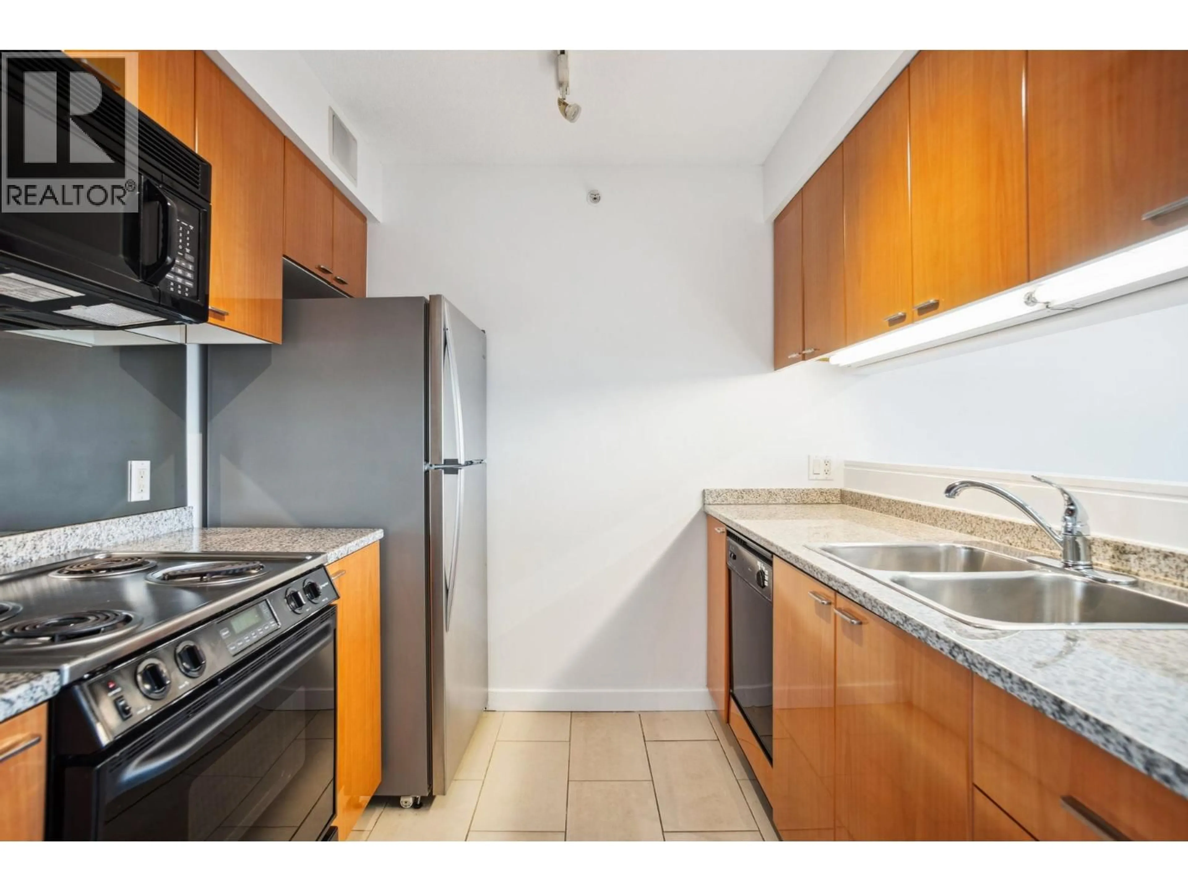 Standard kitchen, unknown for 2503 - 1288 GEORGIA STREET, Vancouver British Columbia V6E4R3