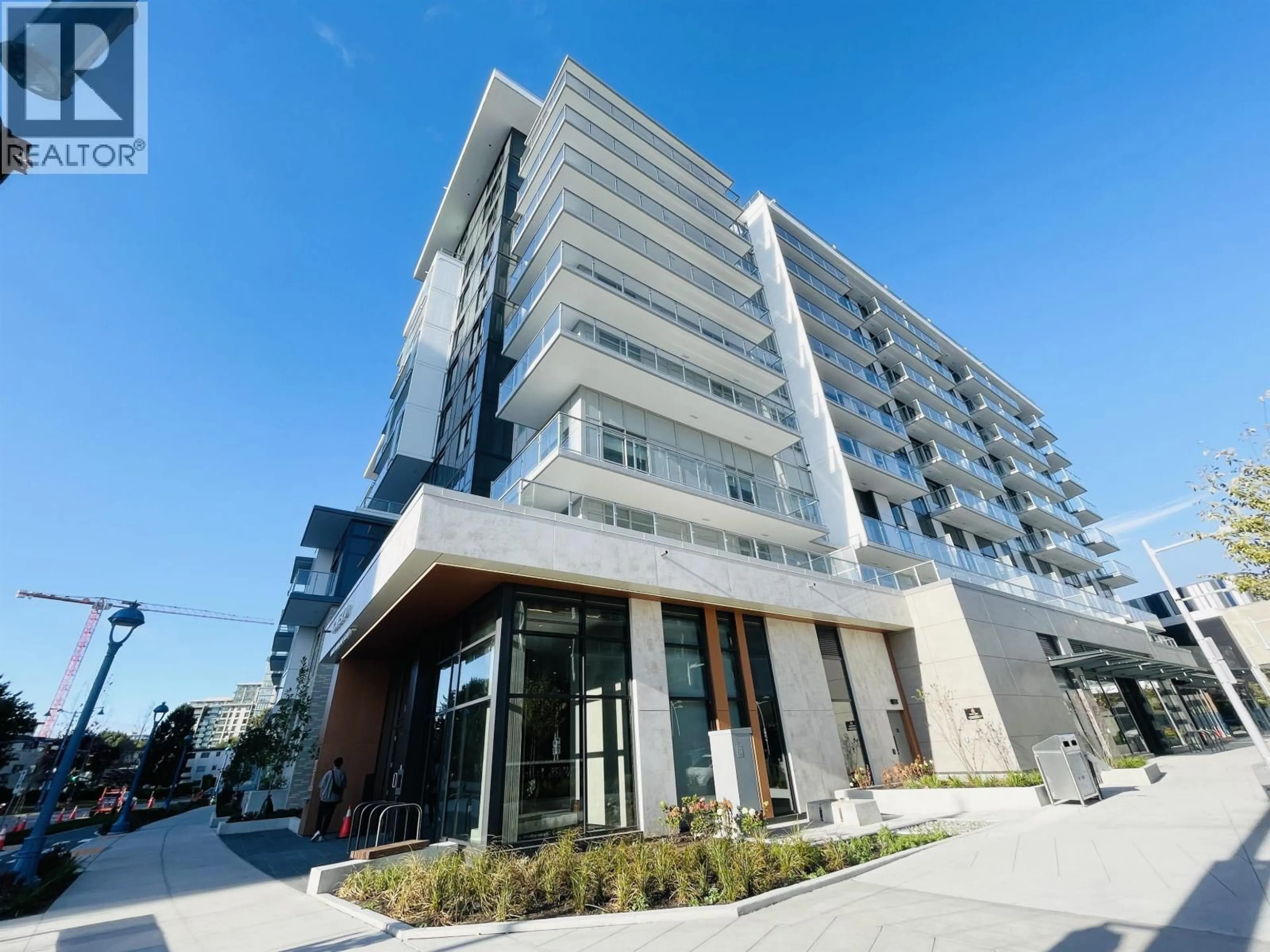 Indoor foyer for 879 - 6600 MINORU BOULEVARD, Richmond British Columbia V6Y0N3