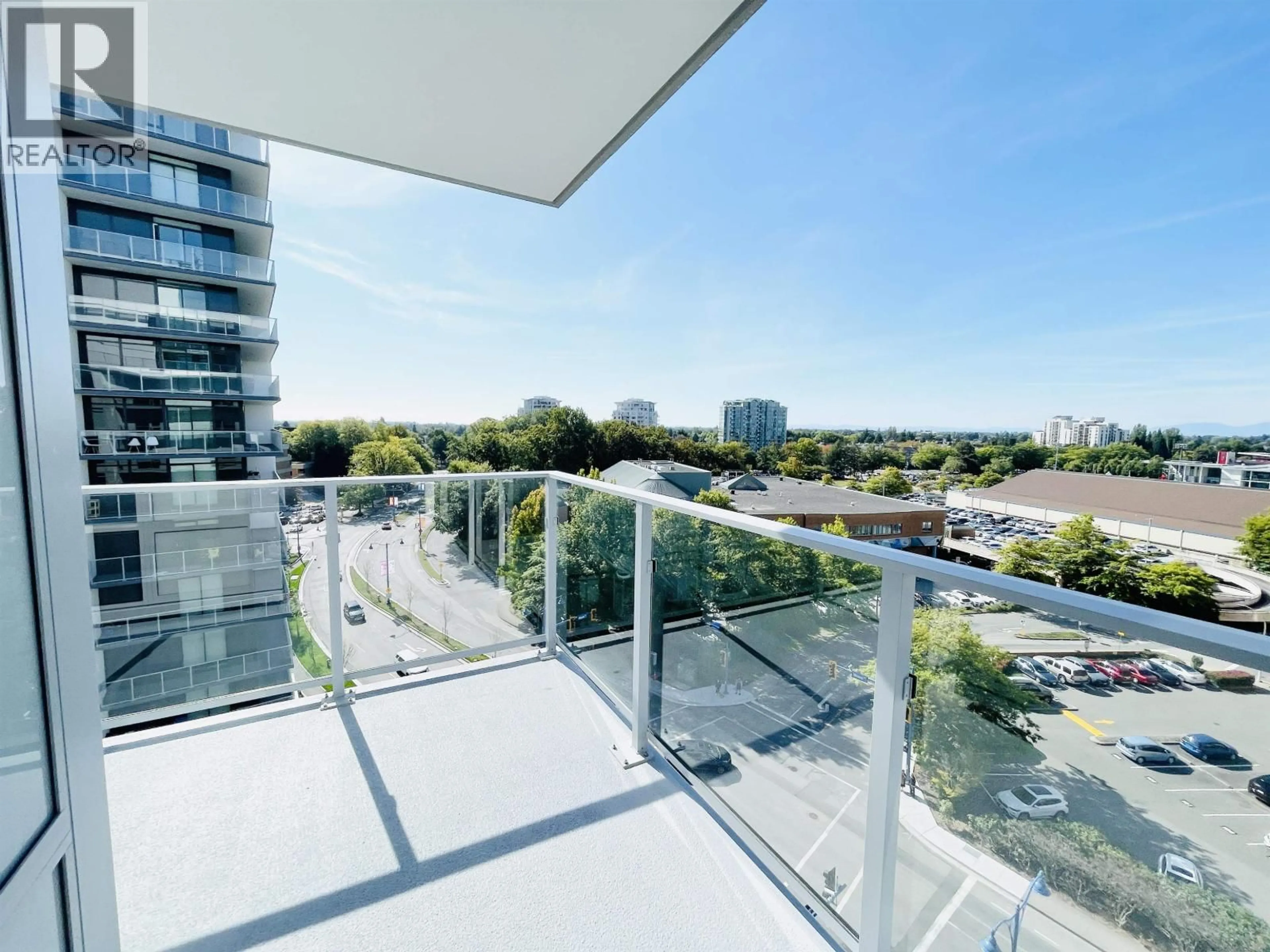 Balcony in the apartment, city buildings view from balcony for 879 - 6600 MINORU BOULEVARD, Richmond British Columbia V6Y0N3
