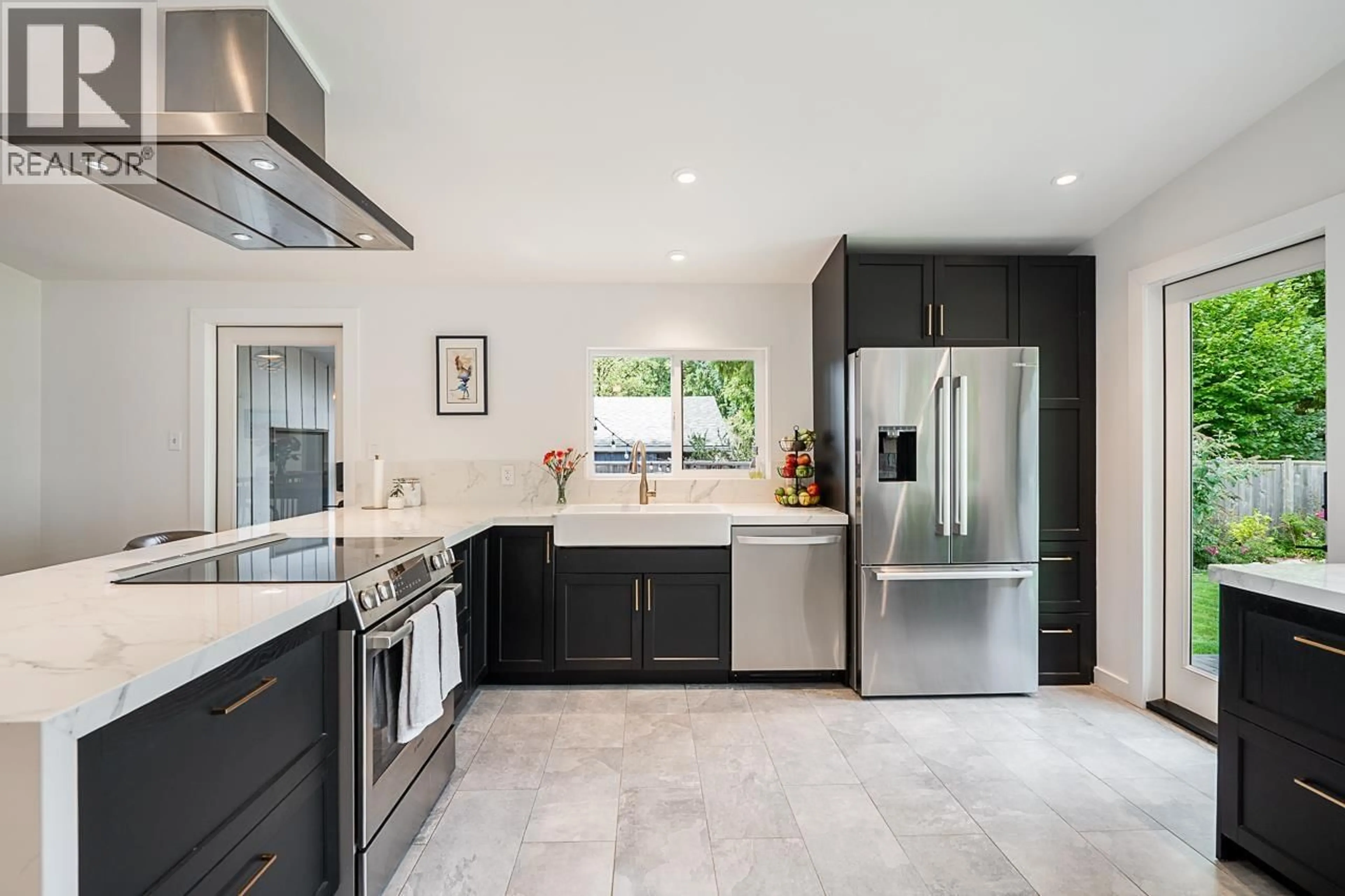 Contemporary kitchen, ceramic/tile floor for 1723 HAMMOND AVENUE, Coquitlam British Columbia V3K2P8