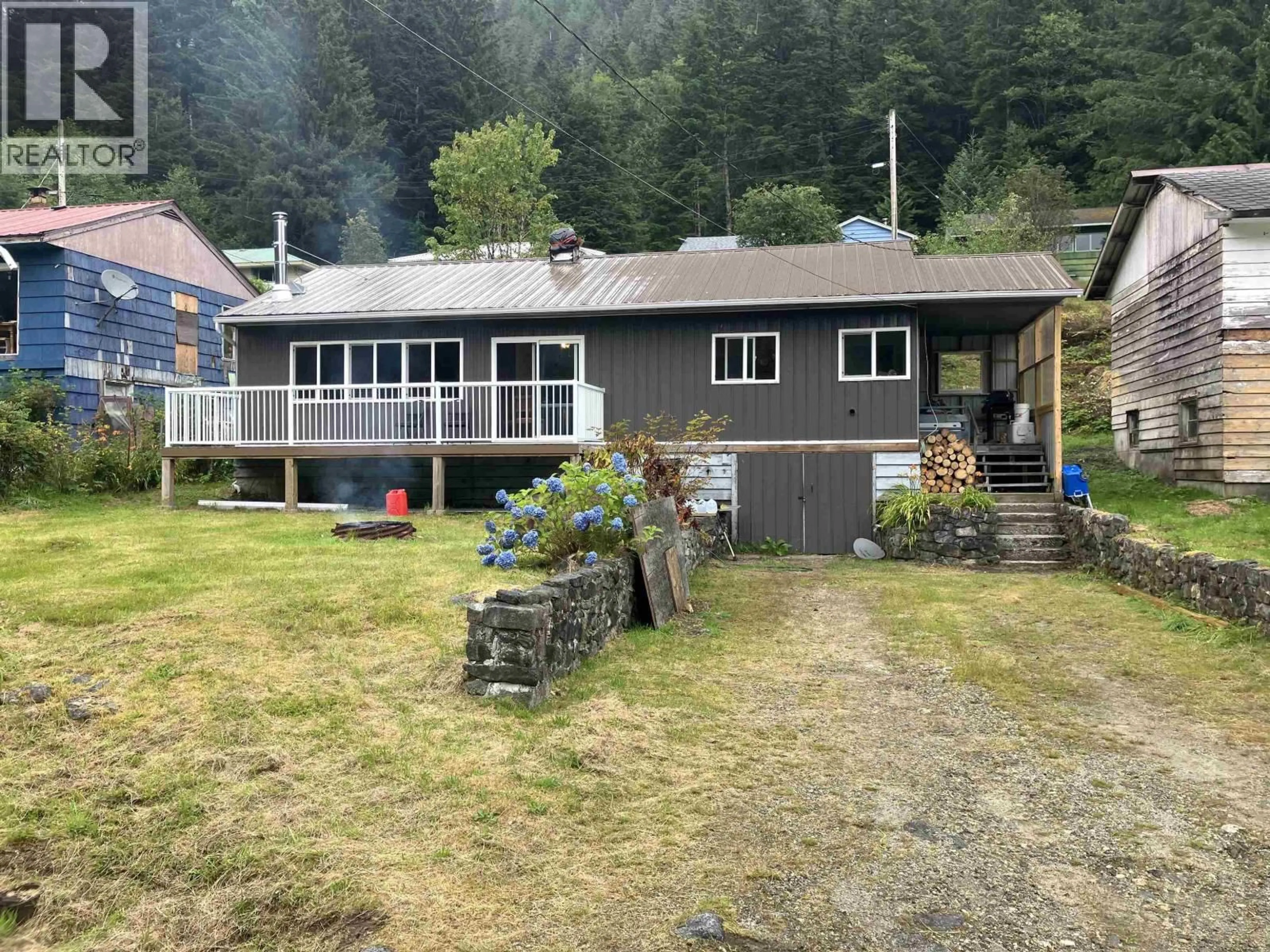 A pic from outside/outdoor area/front of a property/back of a property/a pic from drone, mountain view for 75 HIGHLAND DRIVE, Bella Coola British Columbia V0T1P0
