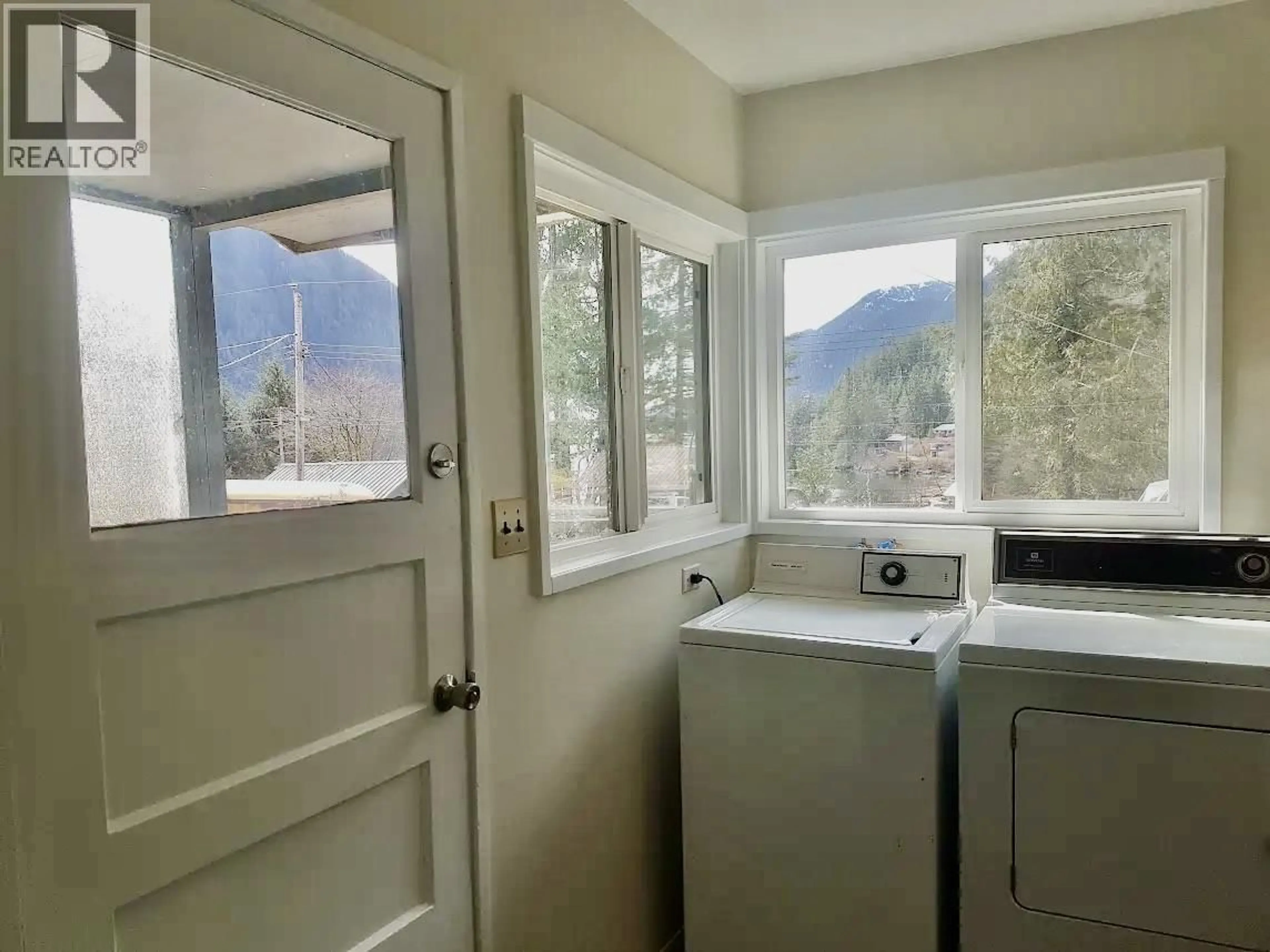 Laundry room for 75 HIGHLAND DRIVE, Bella Coola British Columbia V0T1P0