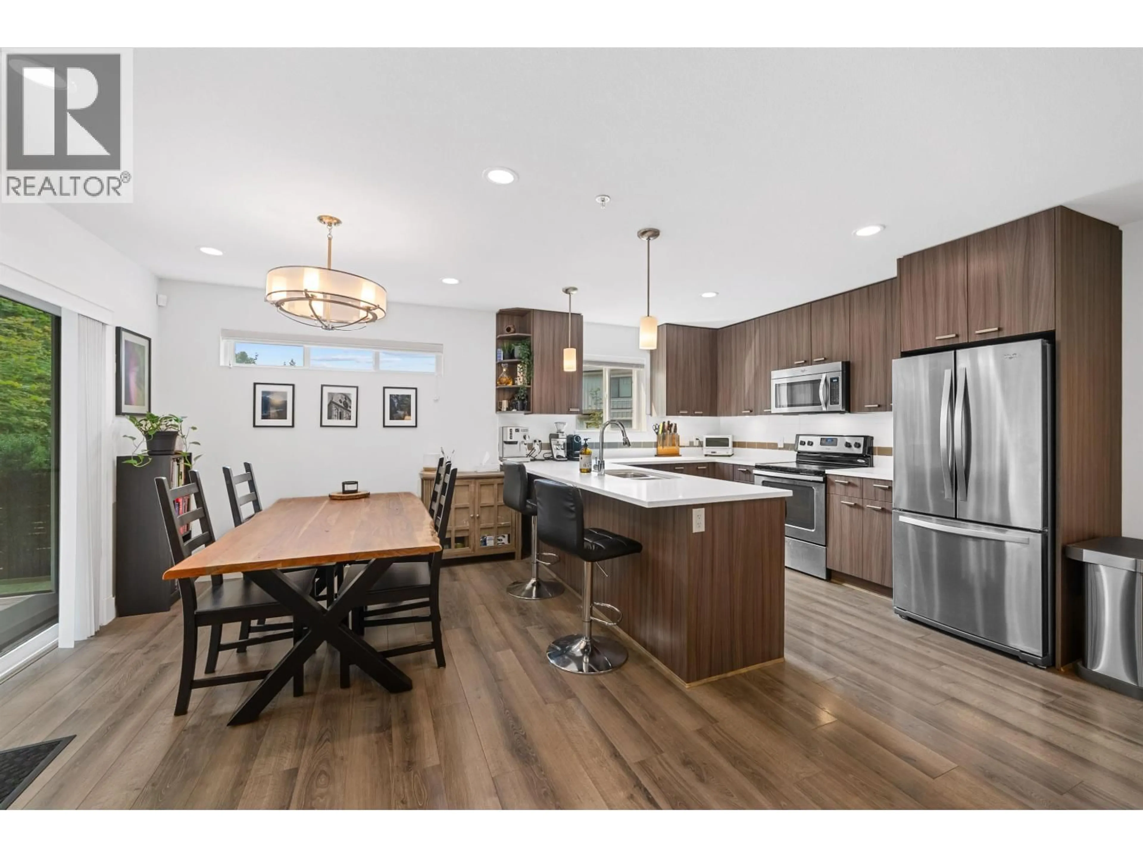 Open concept kitchen, wood/laminate floor for 34 - 23651 132 AVENUE, Maple Ridge British Columbia V4R0E9