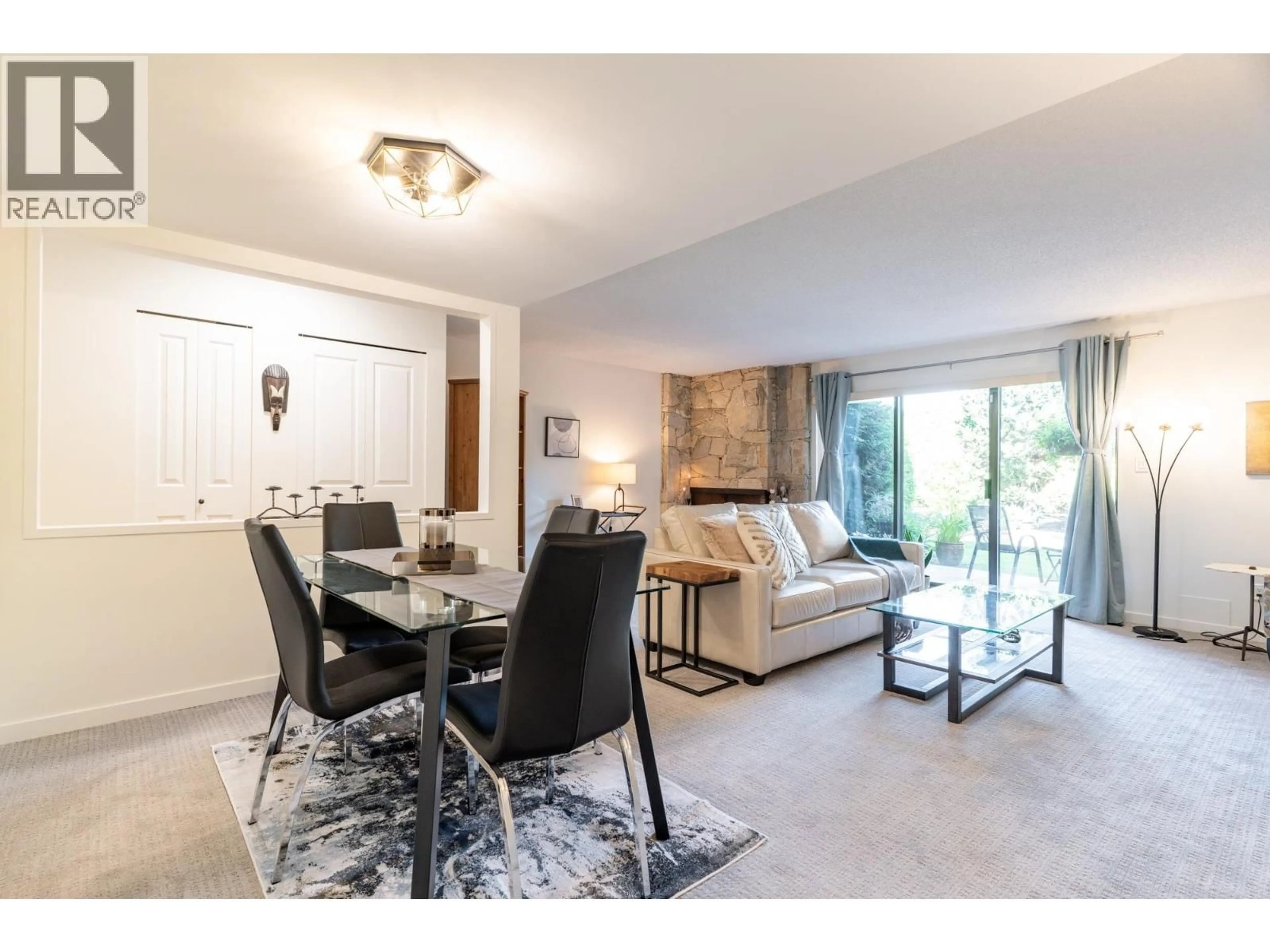 Living room with furniture, unknown for 41 - 8111 SAUNDERS ROAD, Richmond British Columbia V7A4L9